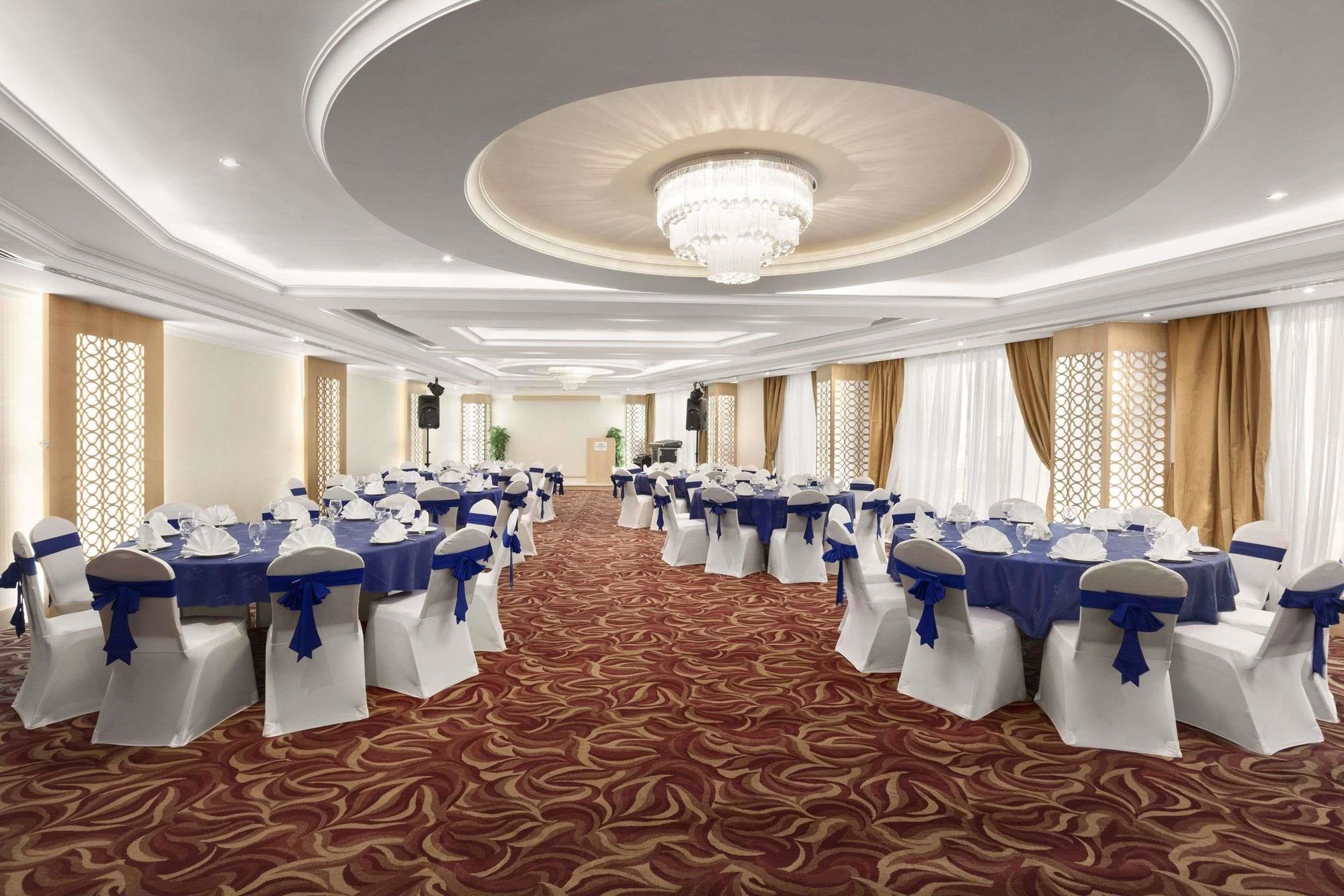 Howard Johnson by Wyndham Bur Dubai