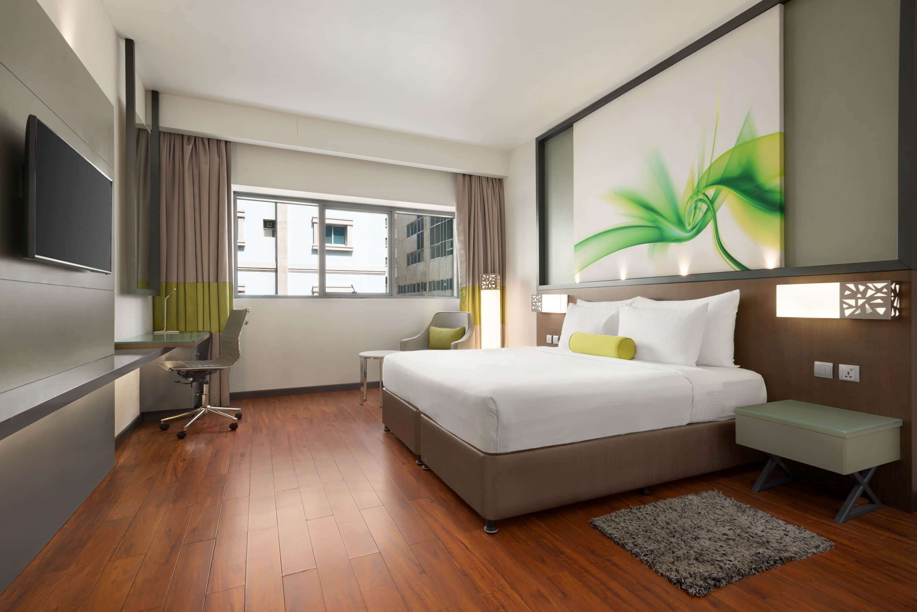 Howard Johnson Plaza by Wyndham Dubai Deira