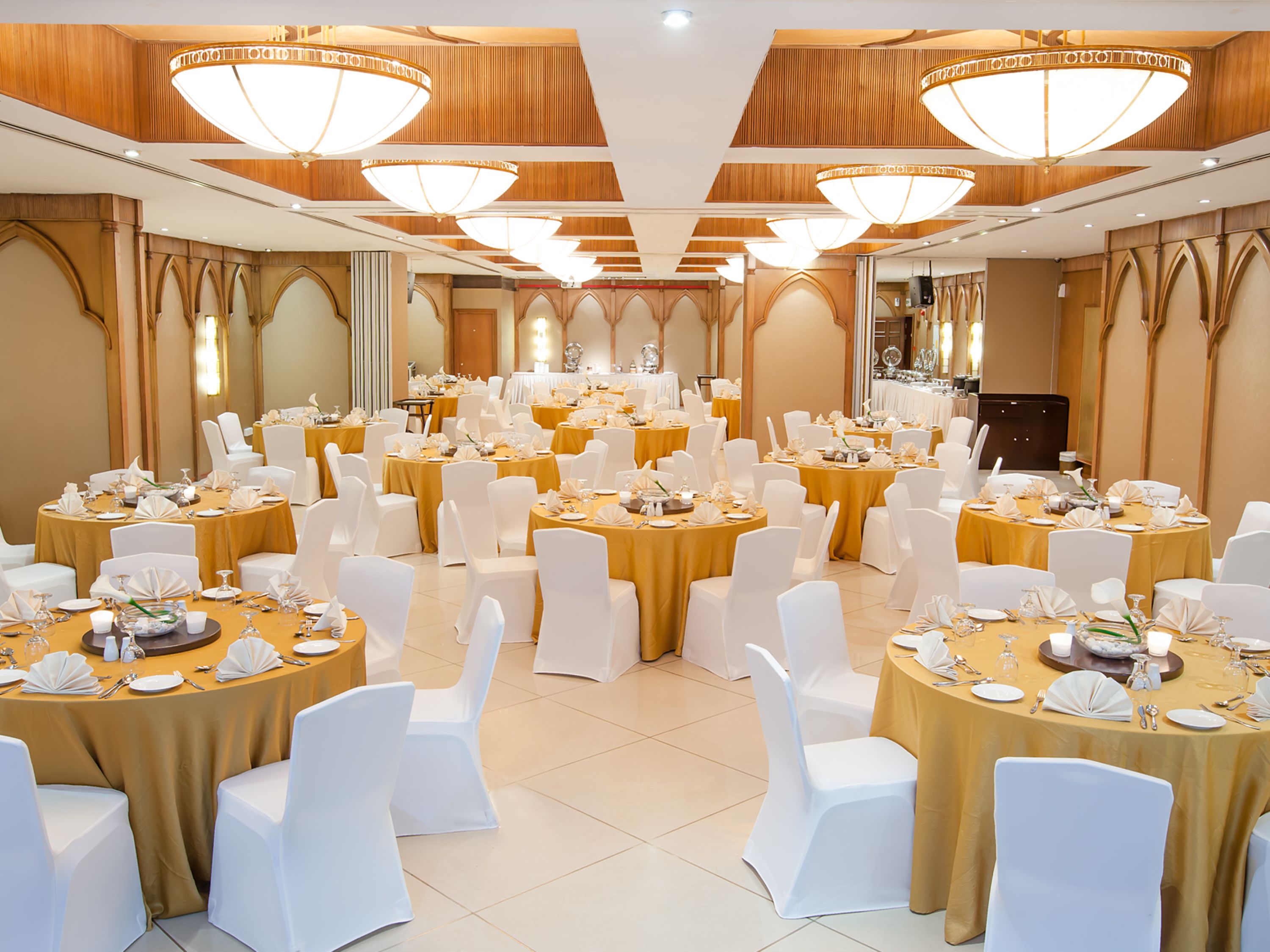 Howard Johnson Plaza by Wyndham Dubai Deira