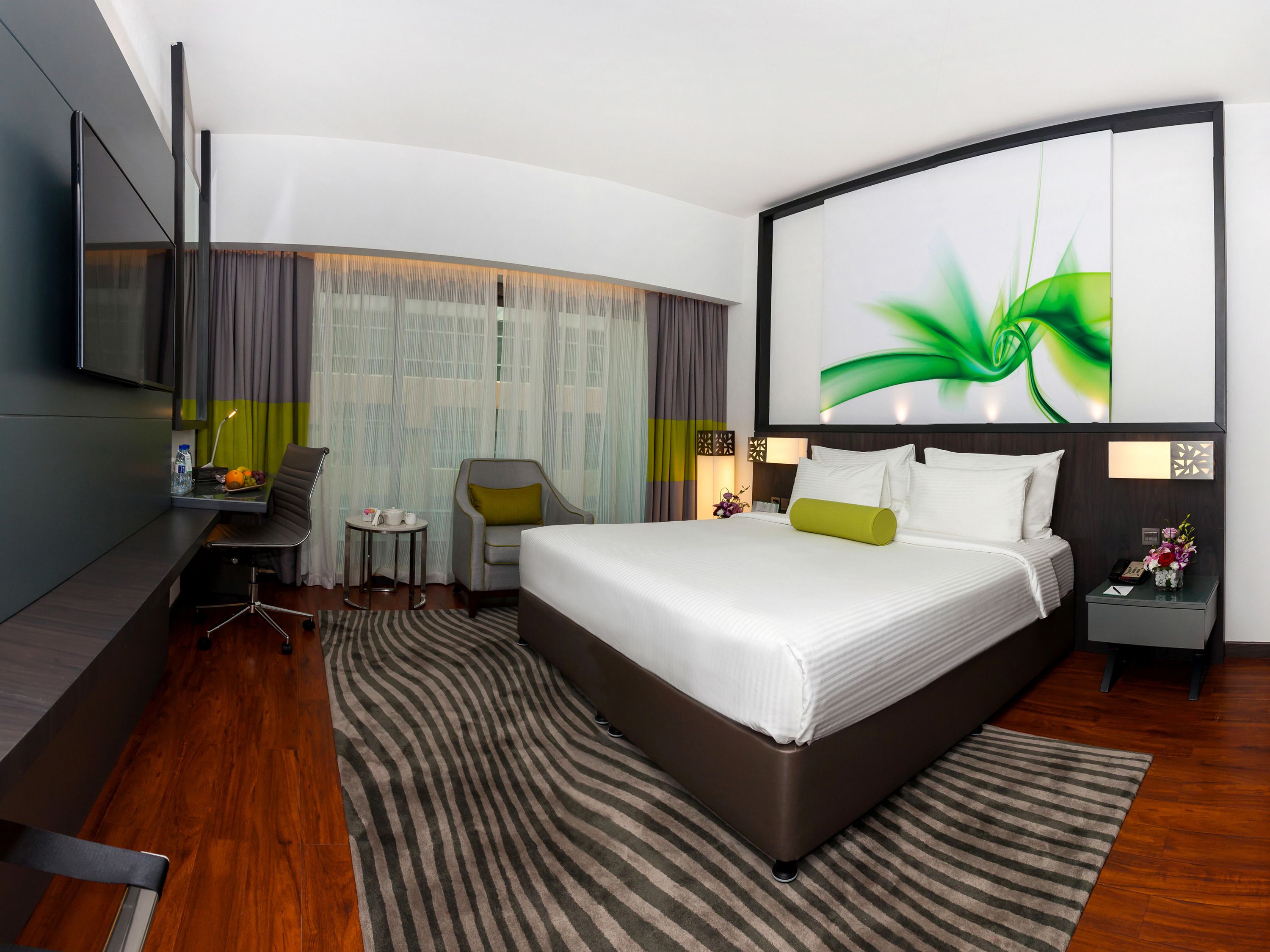 Howard Johnson Plaza by Wyndham Dubai Deira
