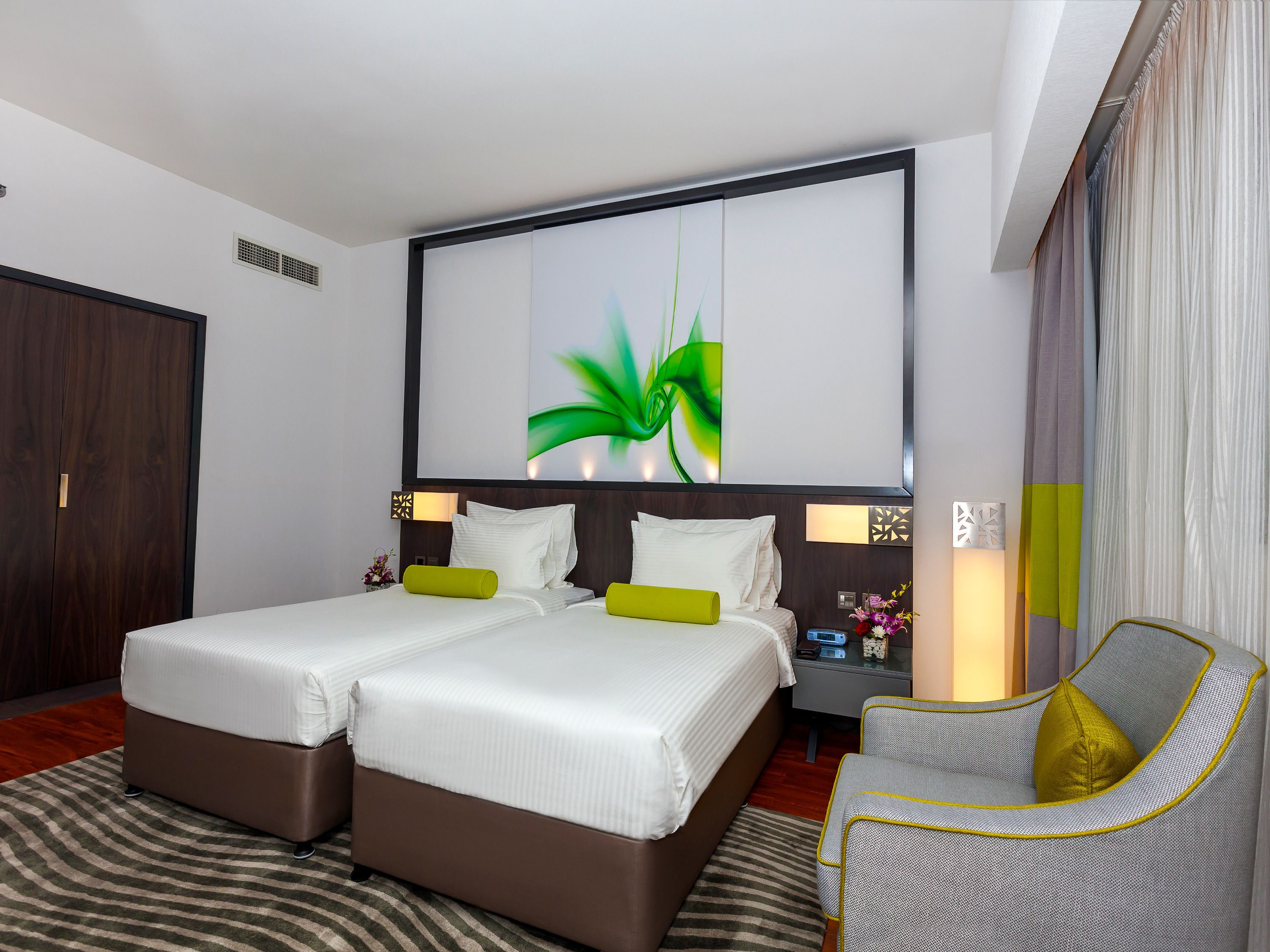 Howard Johnson Plaza by Wyndham Dubai Deira