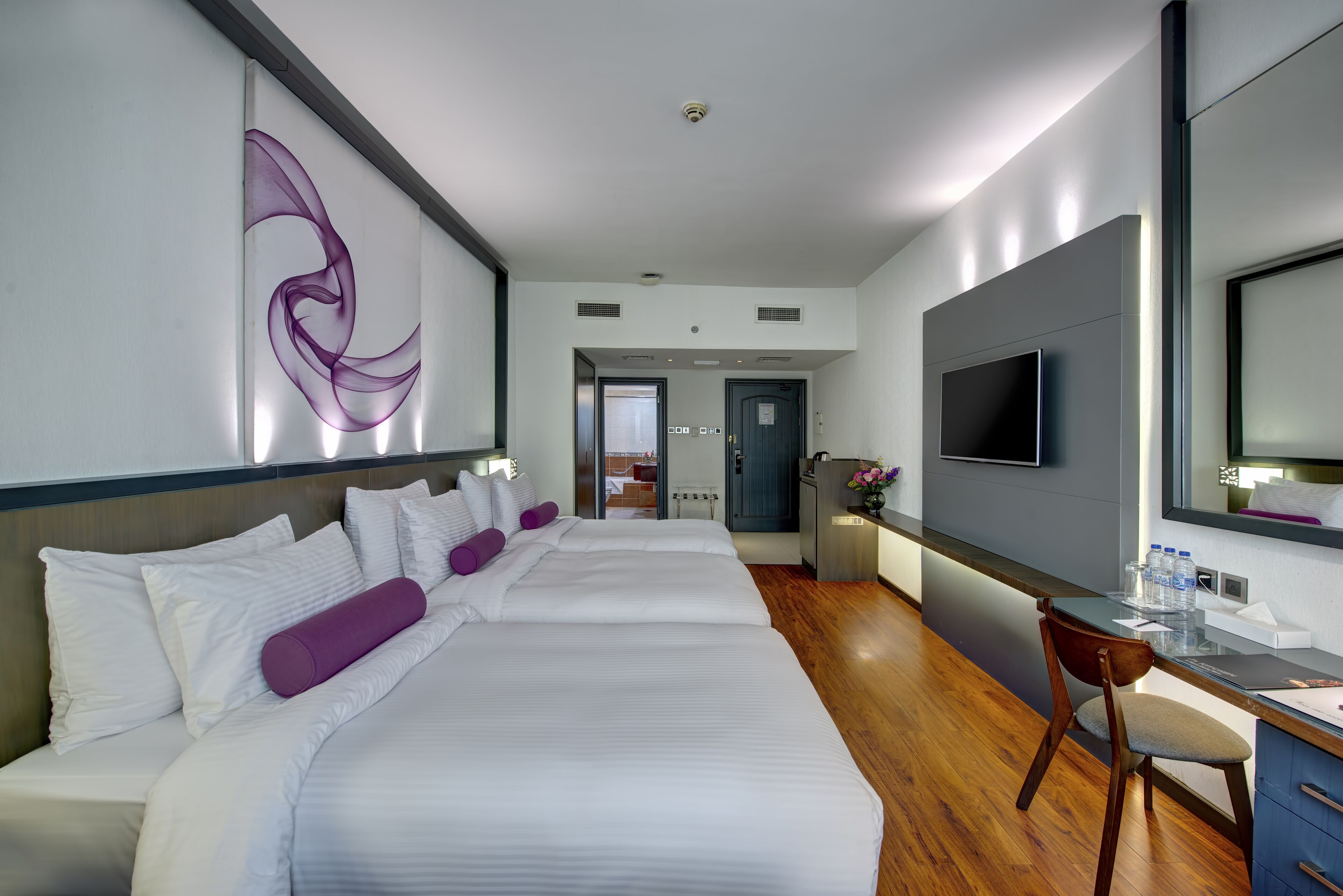 Howard Johnson Plaza by Wyndham Dubai Deira