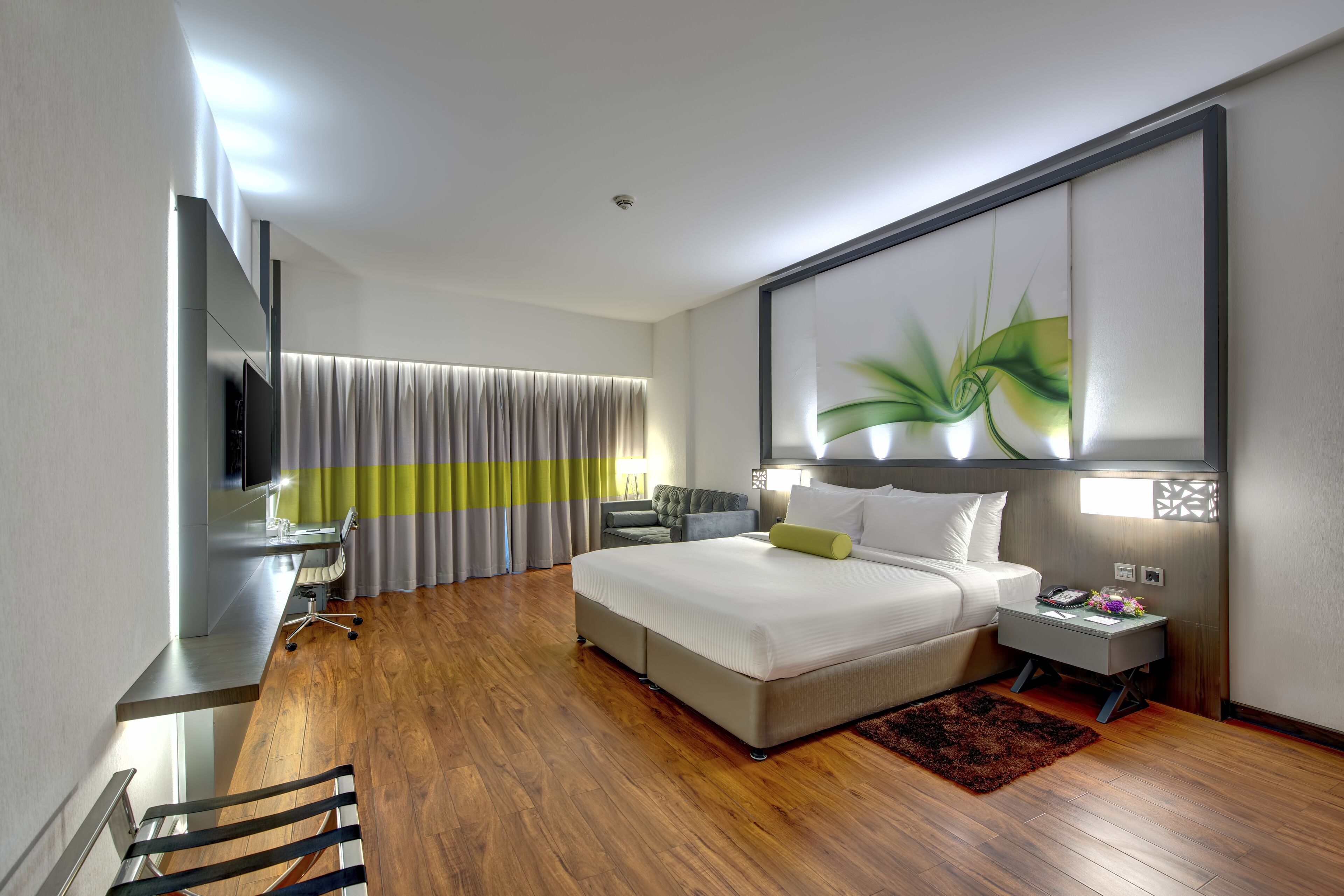 Howard Johnson Plaza by Wyndham Dubai Deira