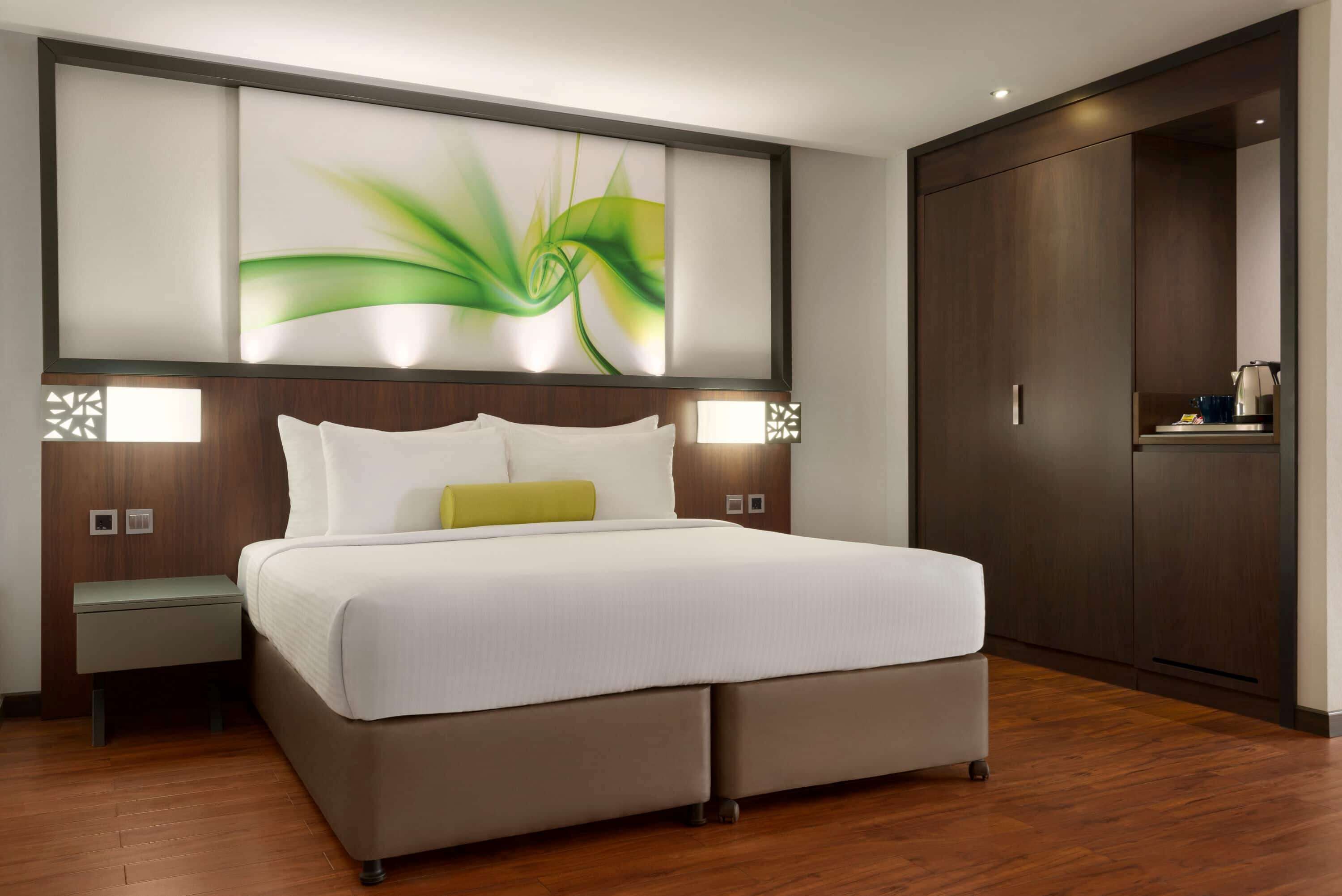 Howard Johnson Plaza by Wyndham Dubai Deira