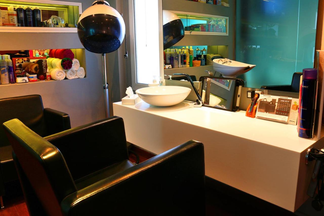 Hues Boutique Hotel