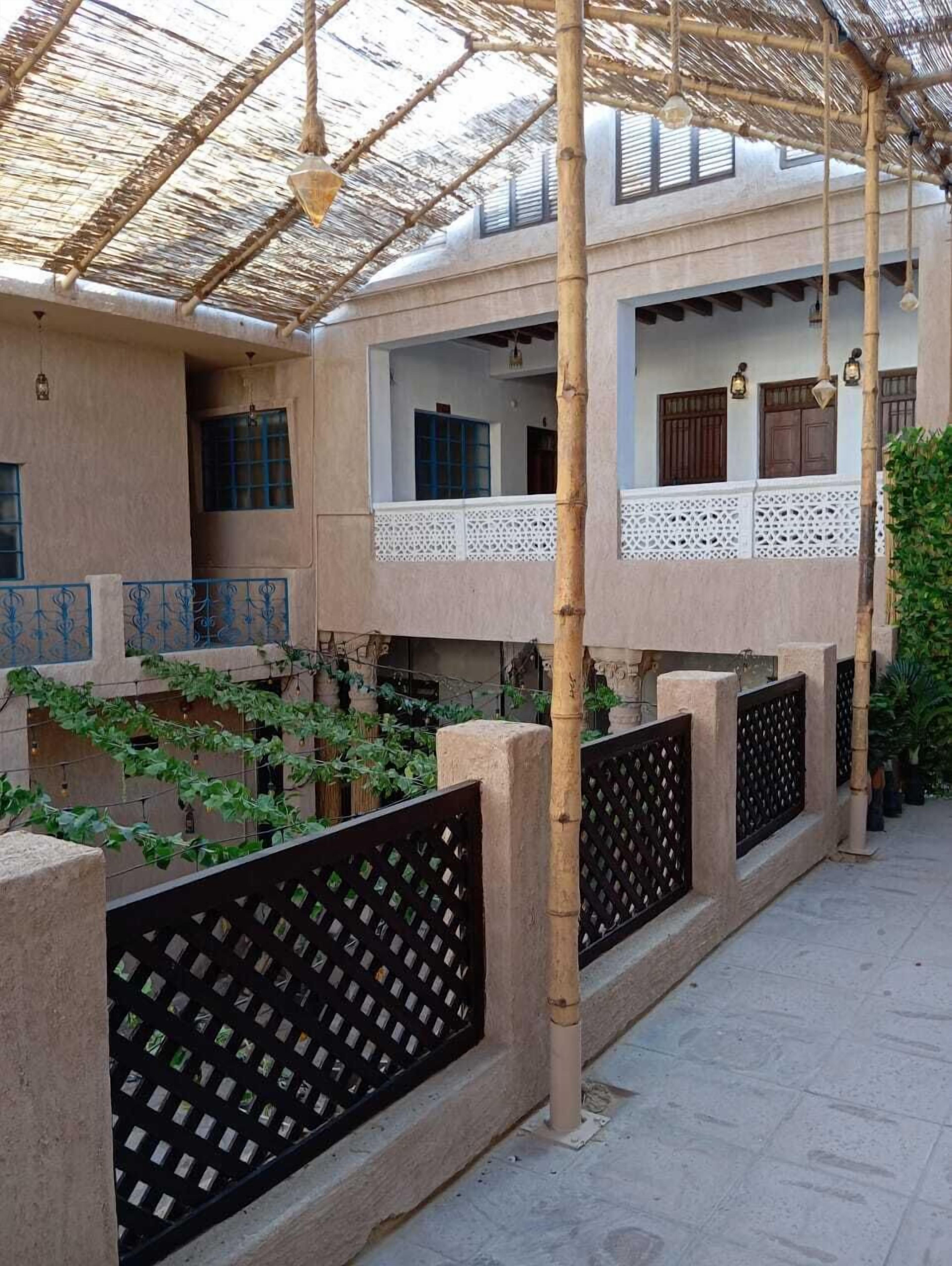 Hyba Pod Hostel & Hotel