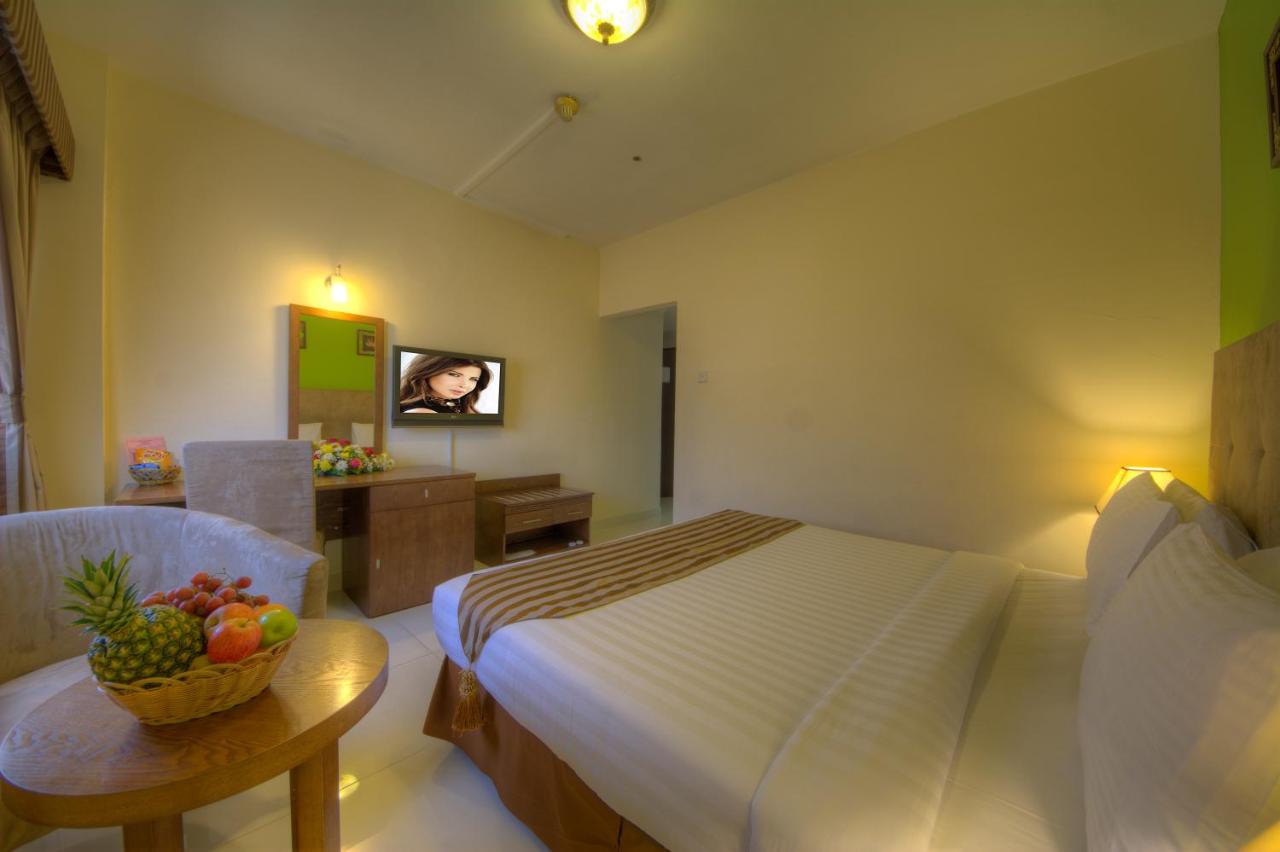 Hyde Park Hotel