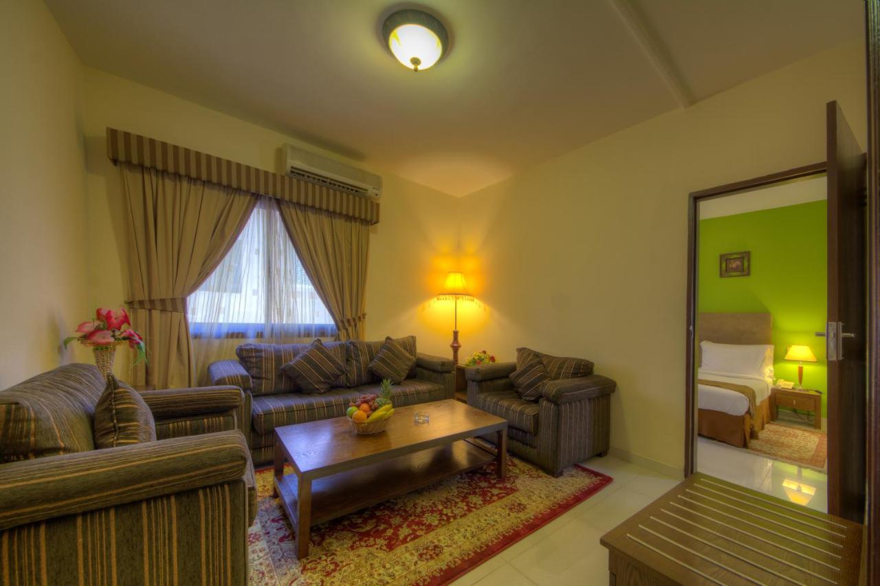 Hyde Park Hotel