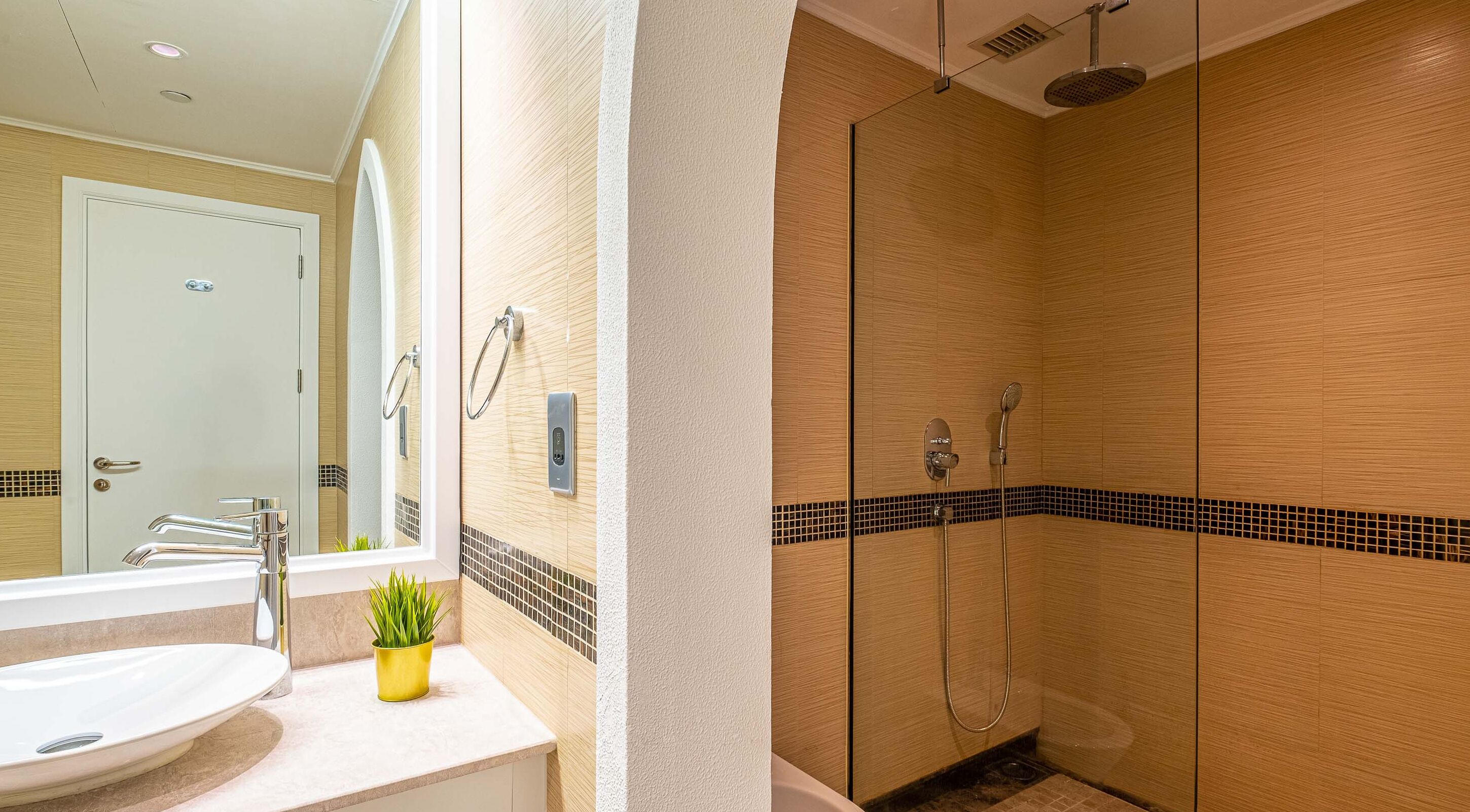 IBN Residence 2 by LUX Holiday Home