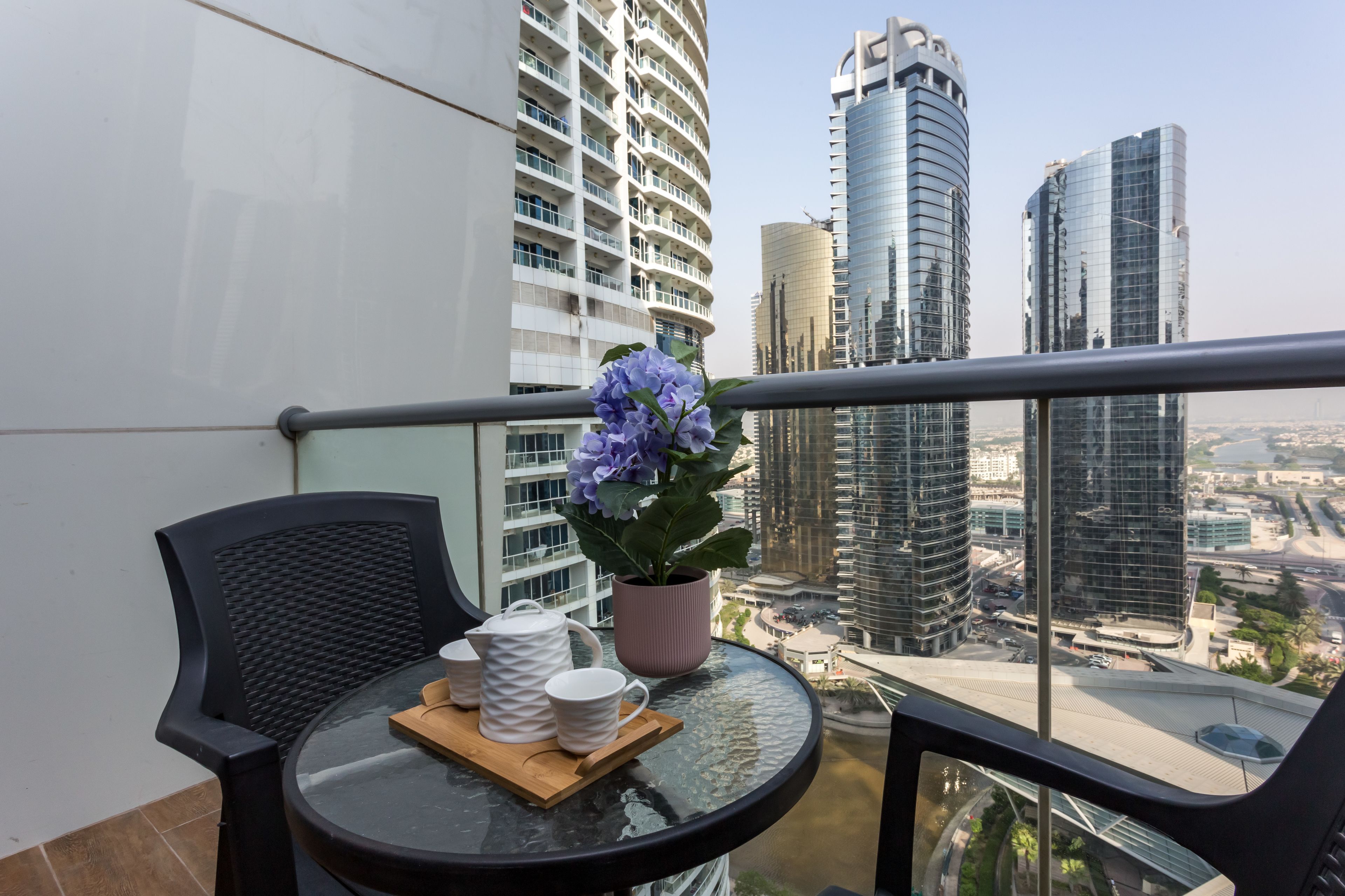 Indigo Tower by Higuests Vacation Homes