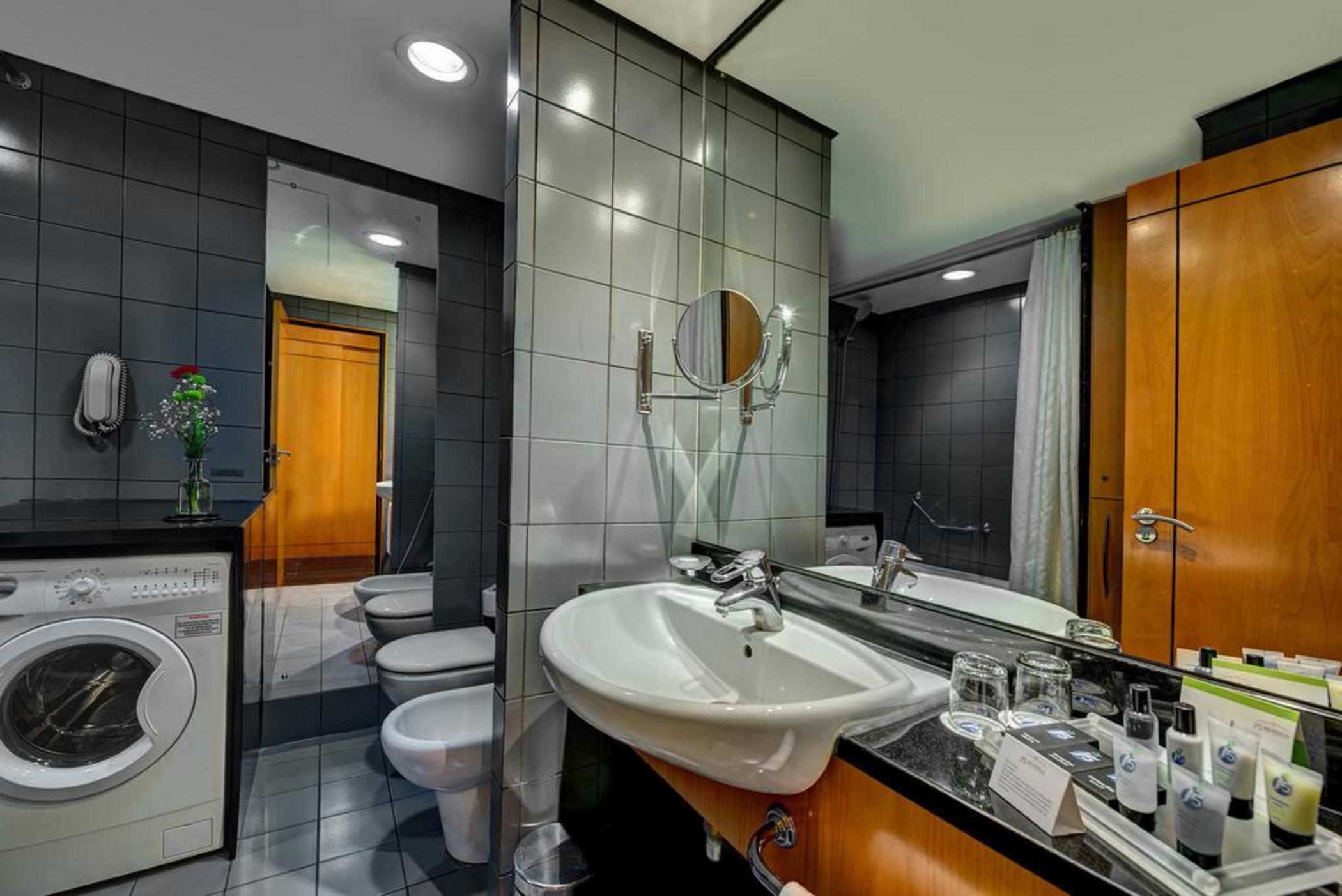 J5 Hotels Port Saeed