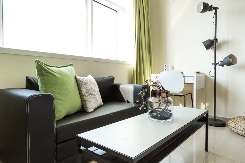 Lake City Tower by HiGuests Vacation Homes