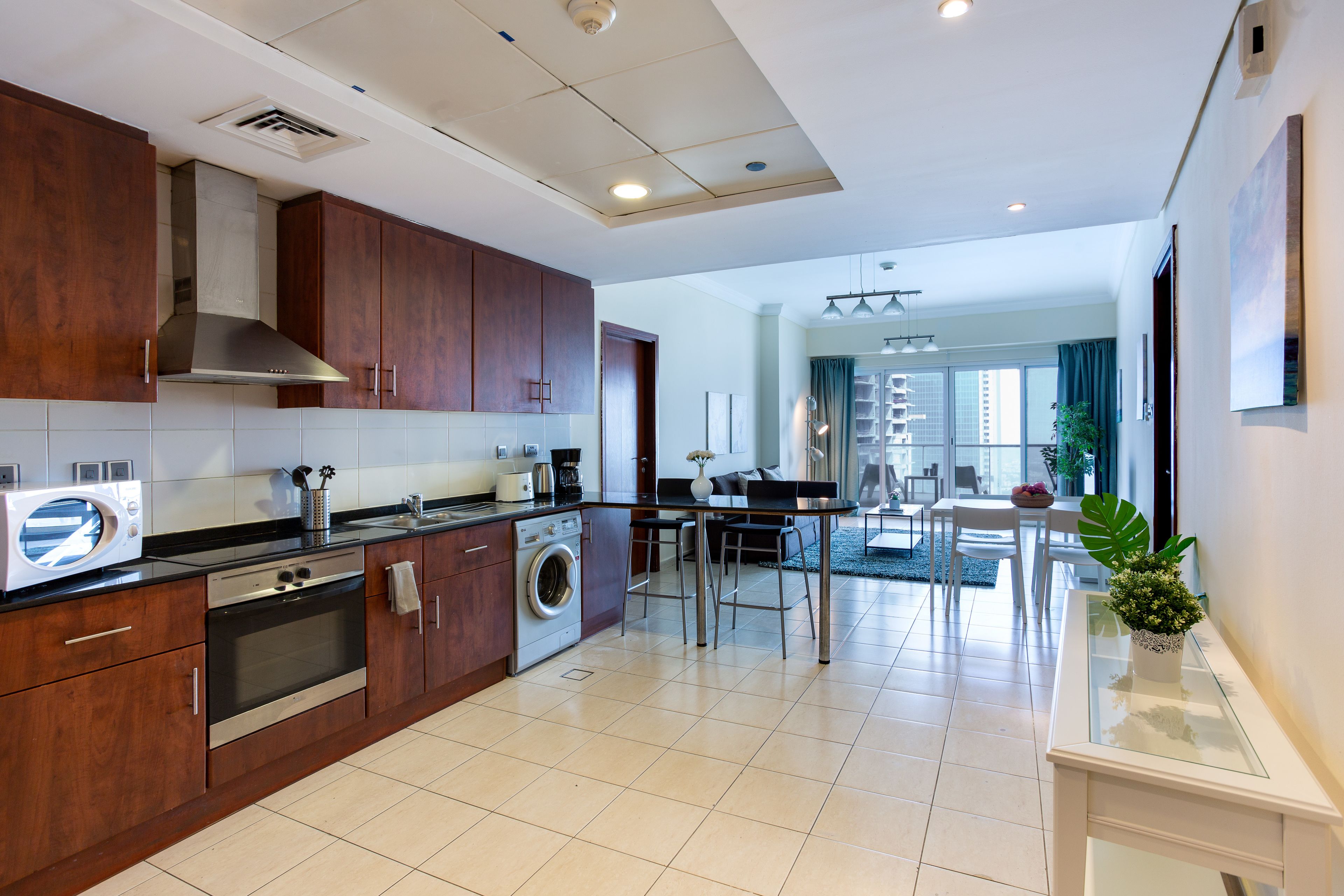 Lake View Tower by HiGuests Vacation Homes