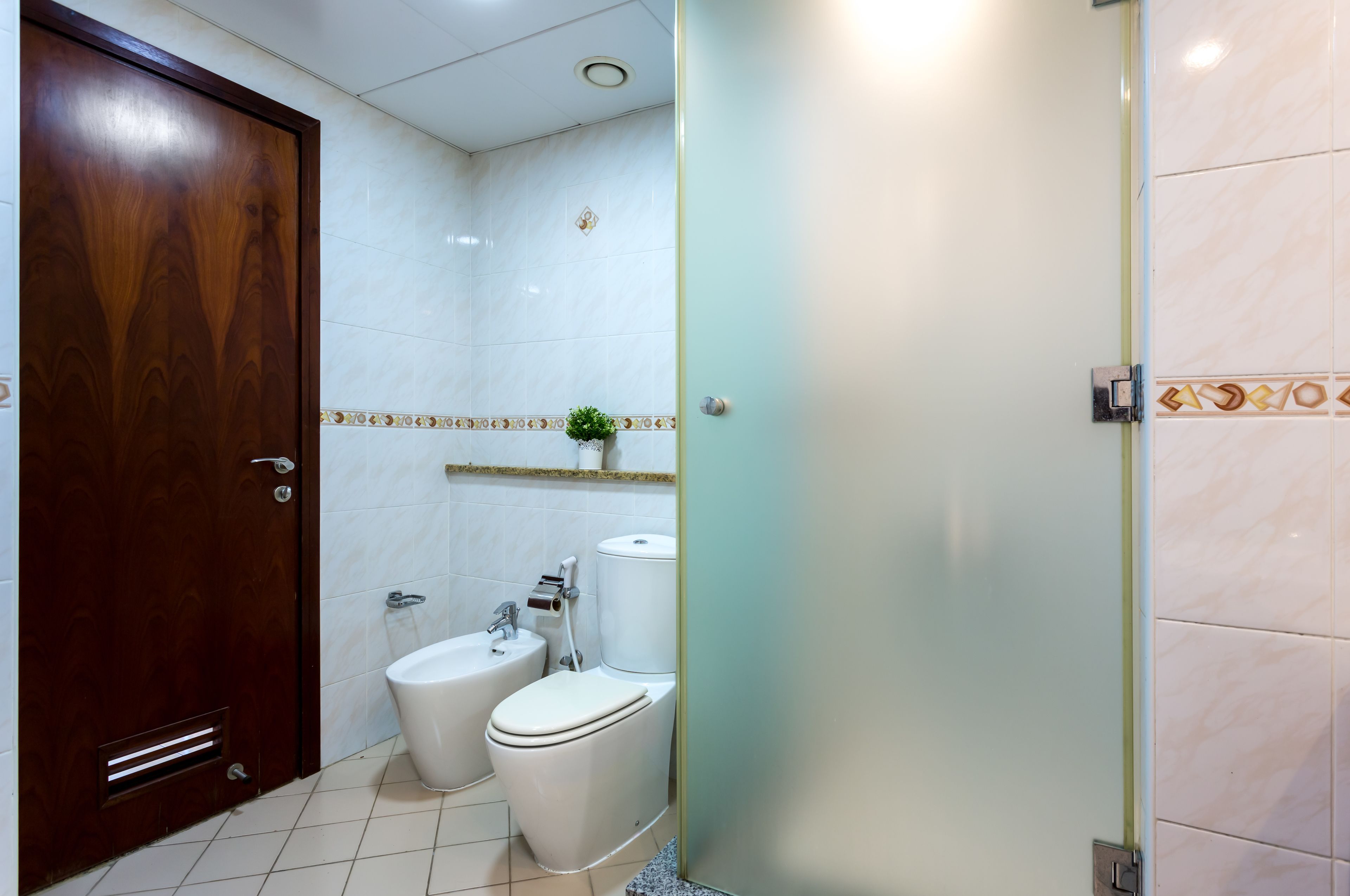 Lake View Tower by HiGuests Vacation Homes