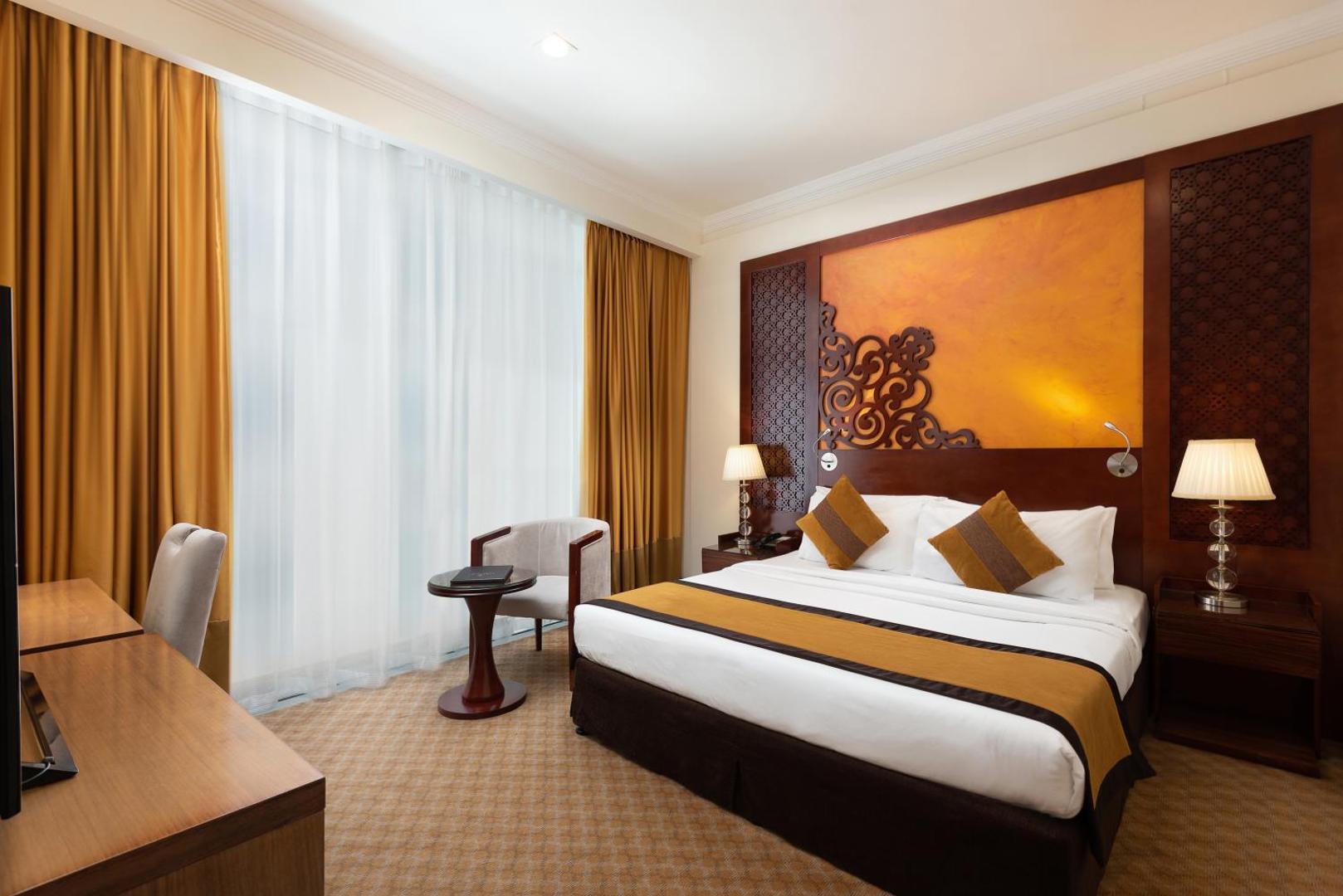 Landmark Premier Hotel
