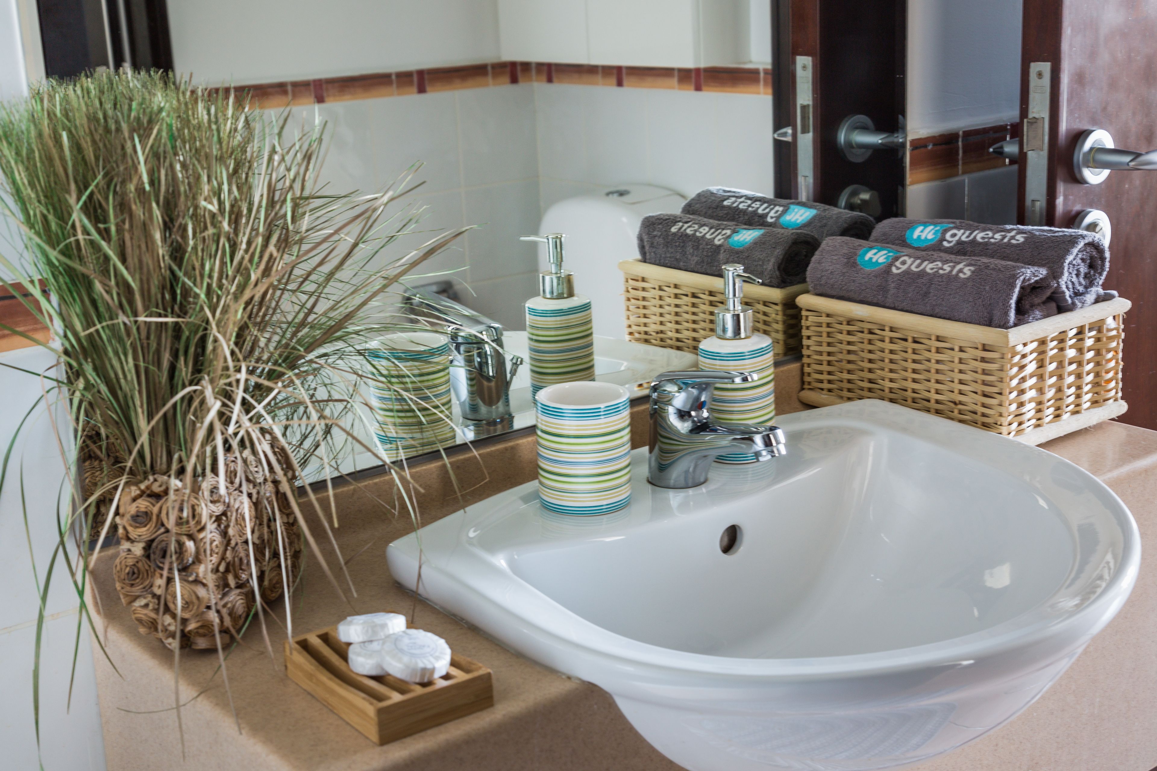 La Riviera by HiGuests Vacation Homes