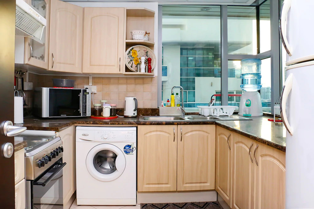 La Riviera Raine & Horne Holiday Homes