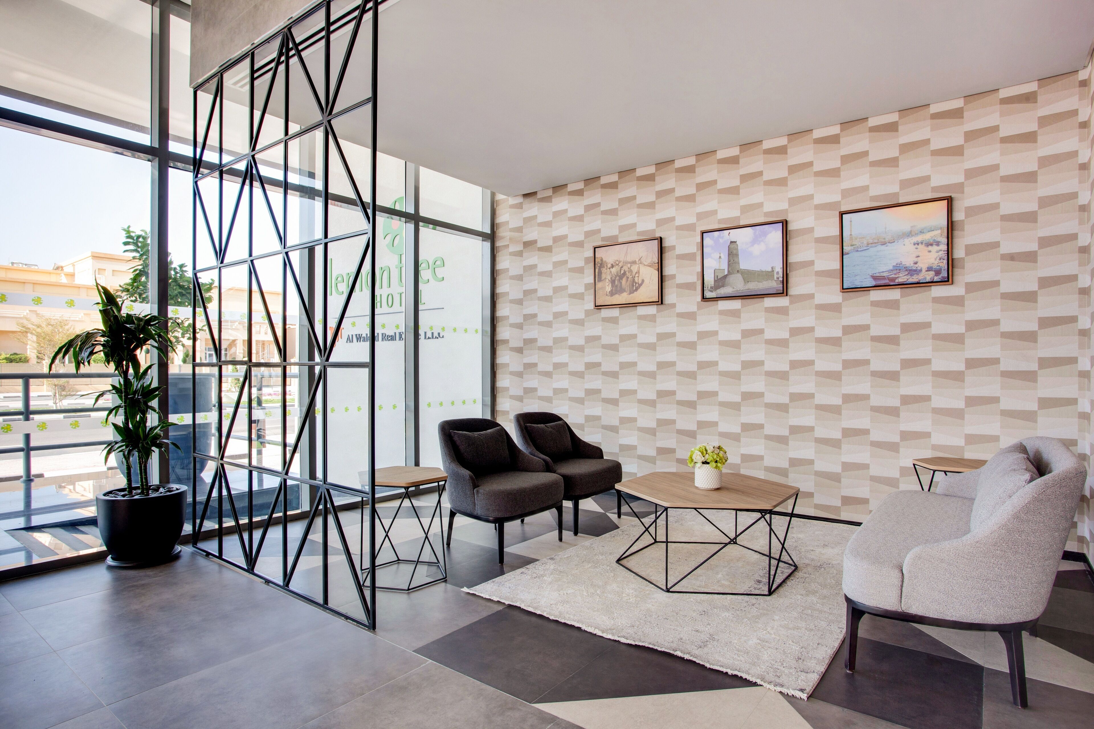 Lemon Tree Hotel, Jumeirah, Dubai