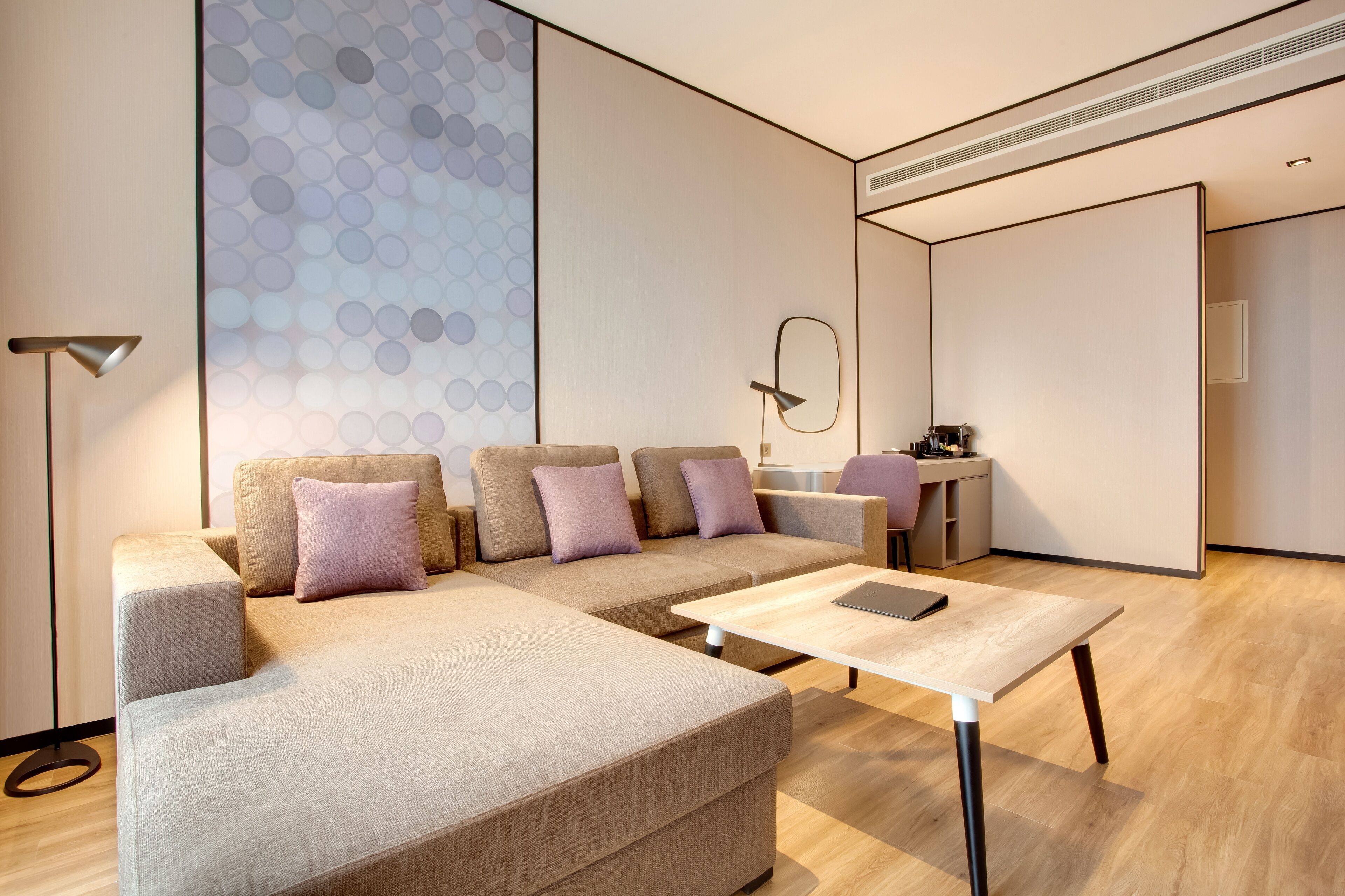 Lemon Tree Hotel, Jumeirah, Dubai