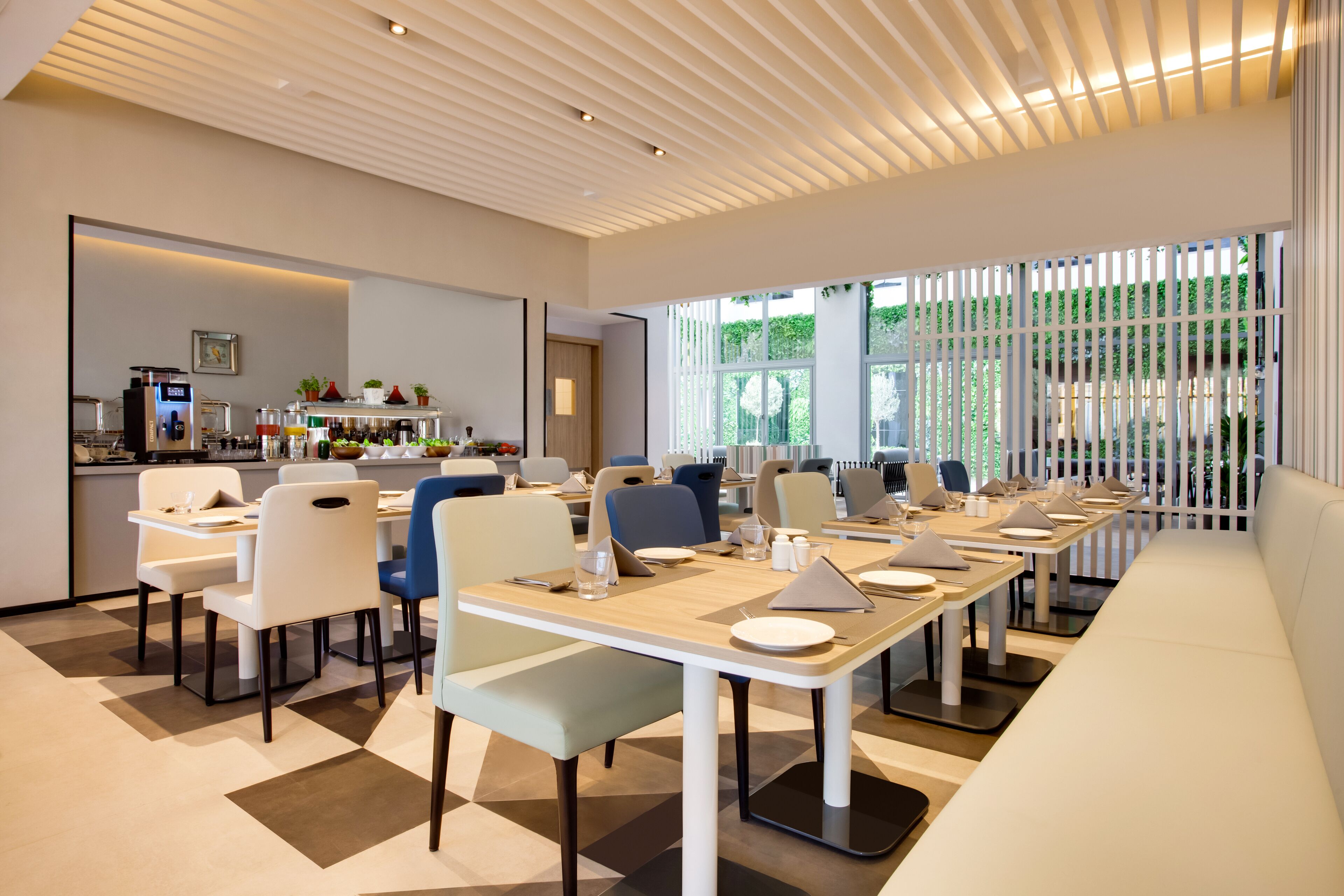 Lemon Tree Hotel, Jumeirah, Dubai
