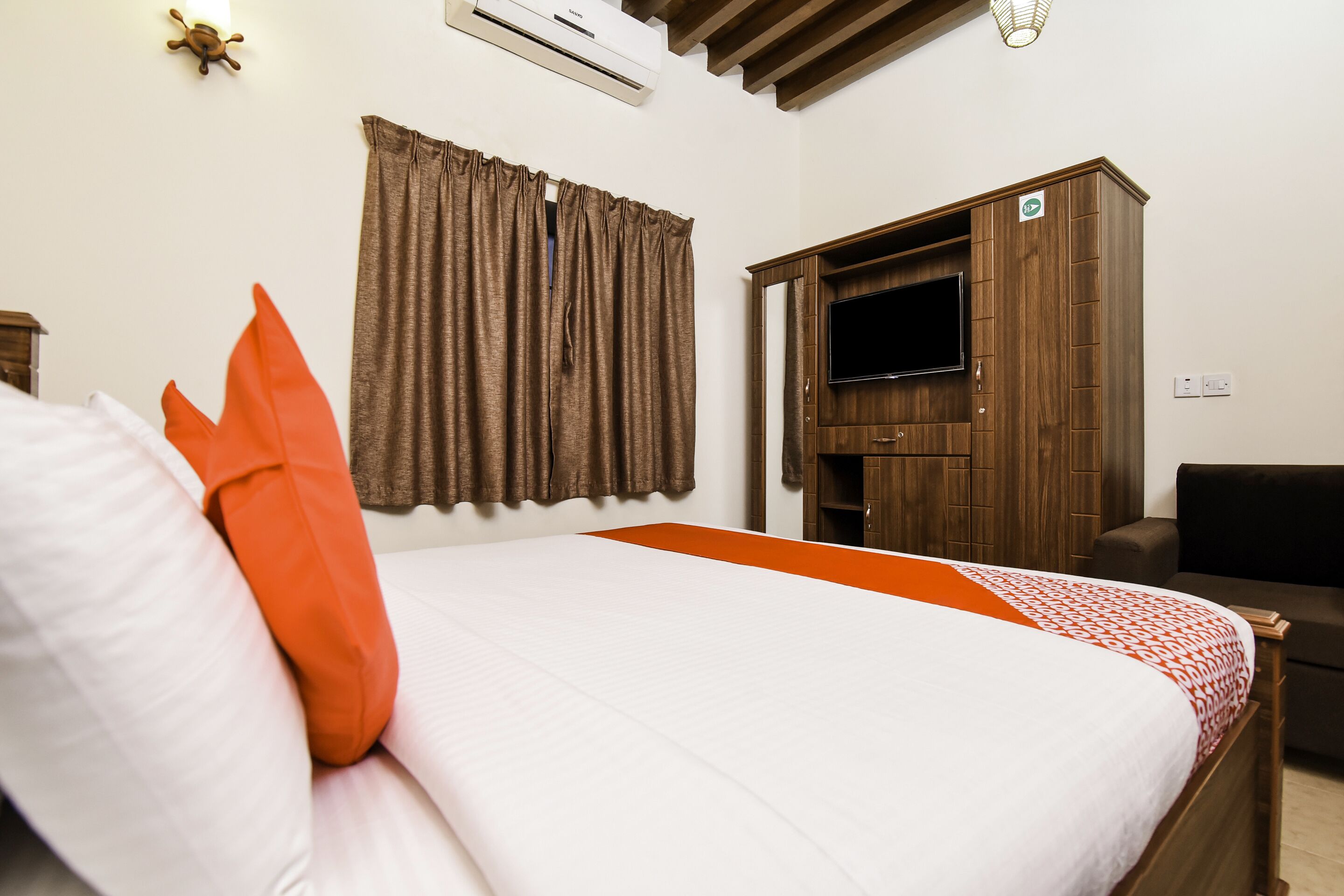 Capital O160 Lumbini Dream Garden Guest House LLC