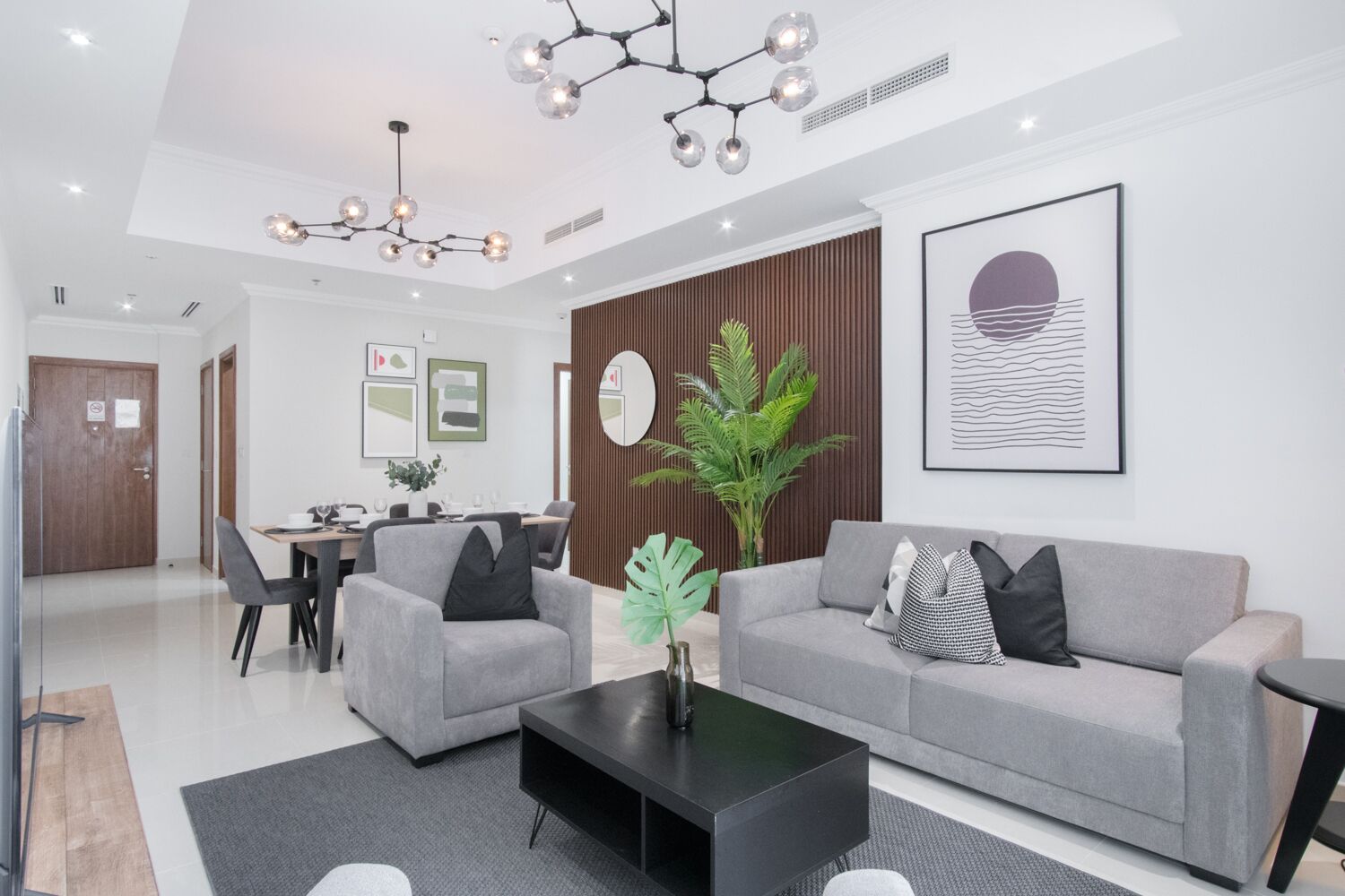 Luxe Apartments near Dubai Mall, Burj Khalifa - Pool, Gym, & Parking by Sojo Stay