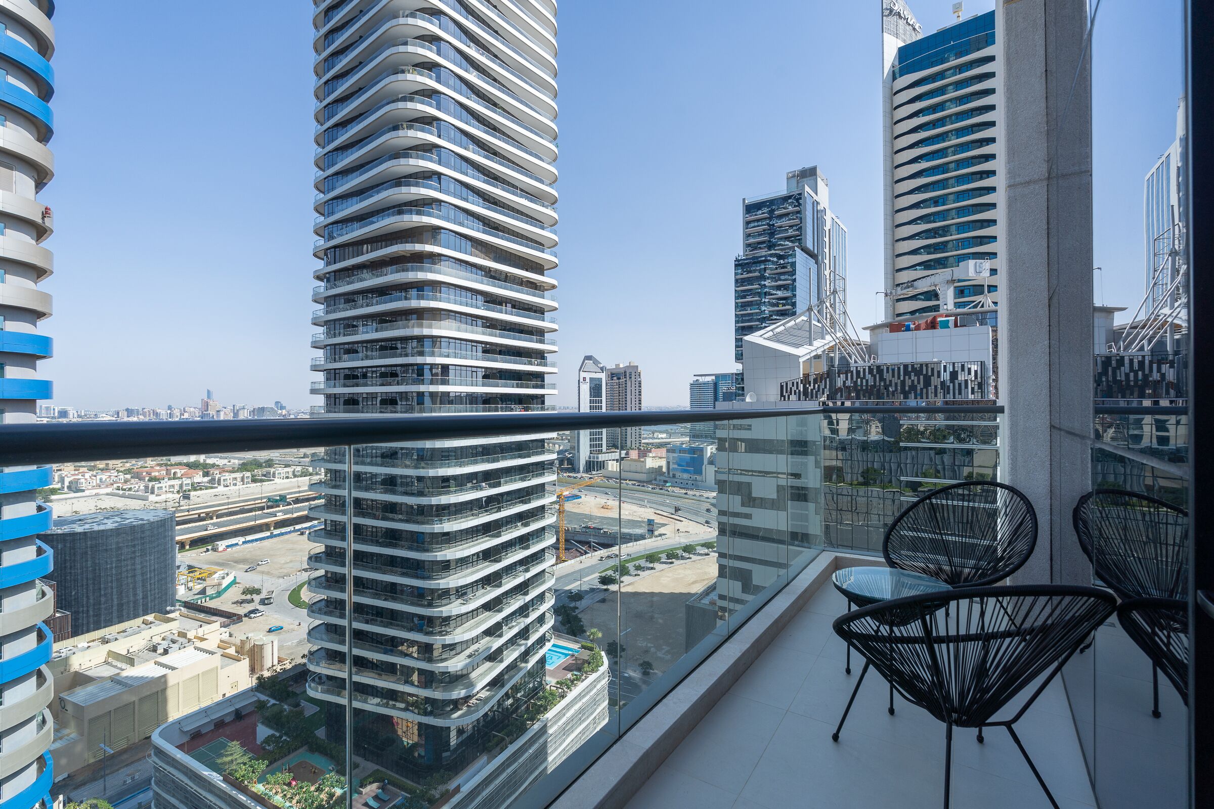 Luxe Apartments near Dubai Mall, Burj Khalifa - Pool, Gym, & Parking by Sojo Stay