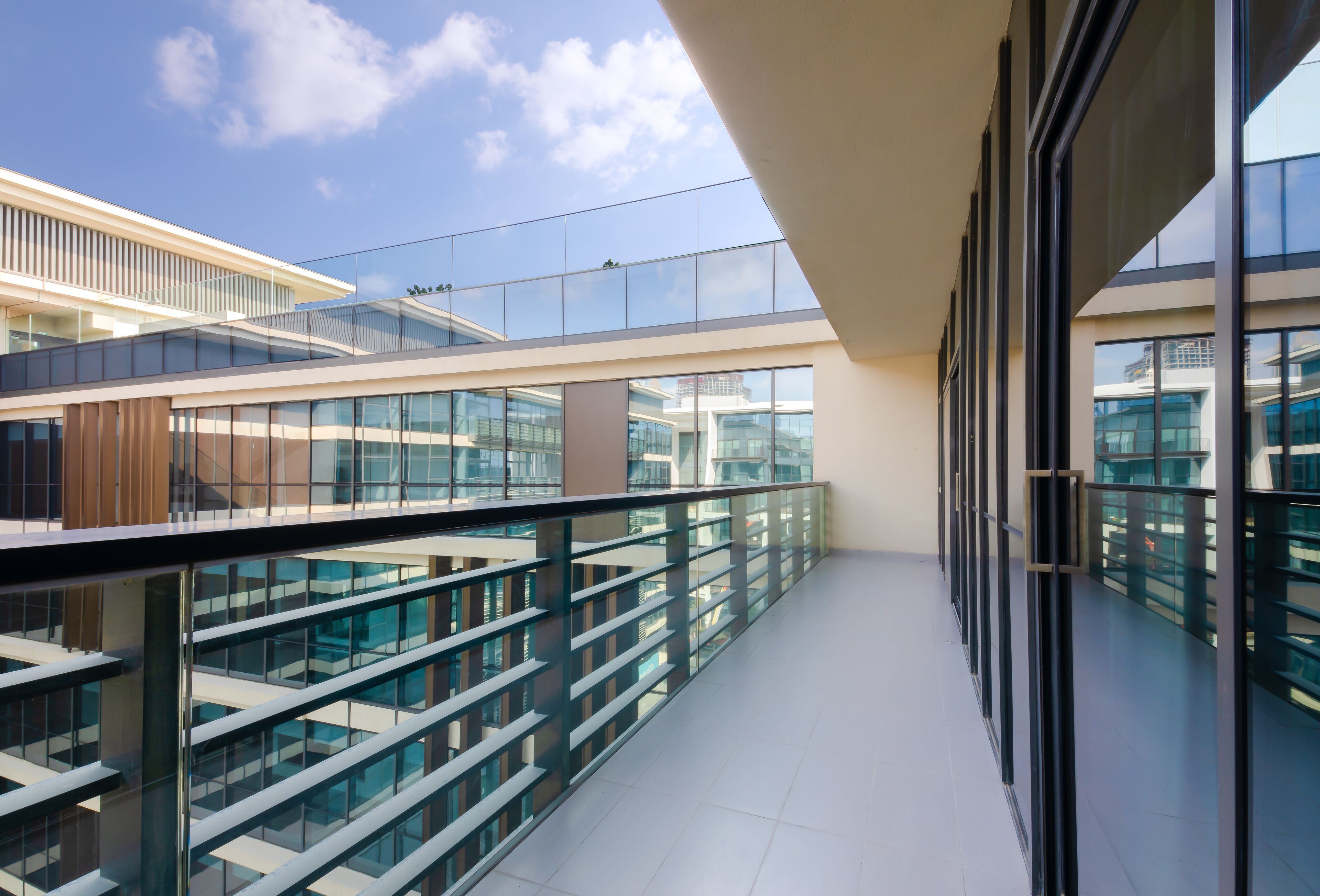 Maison Privee City Walk 5