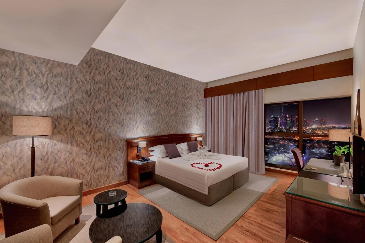 Majestic City Retreat Hotel