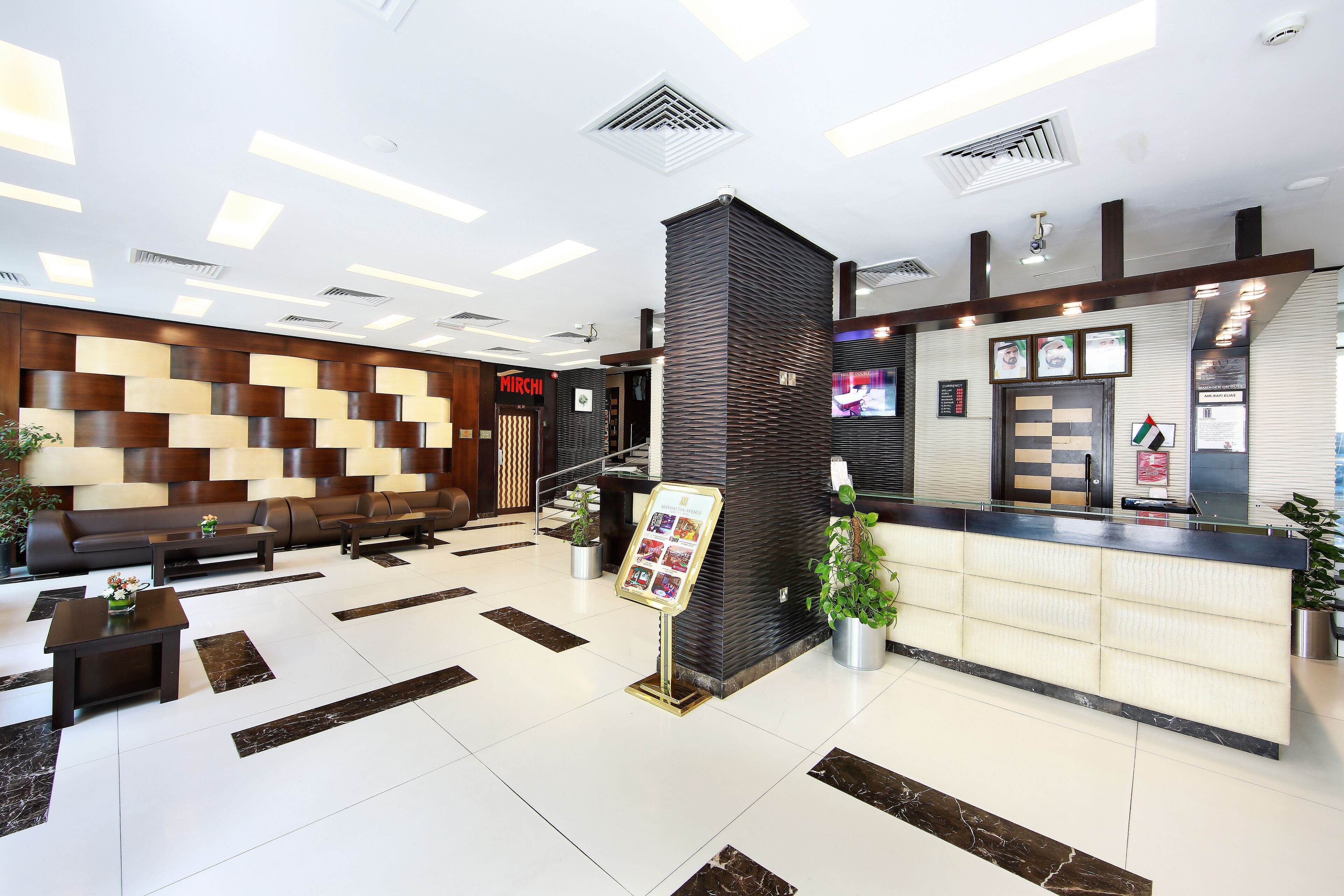 Manhattan Hotel