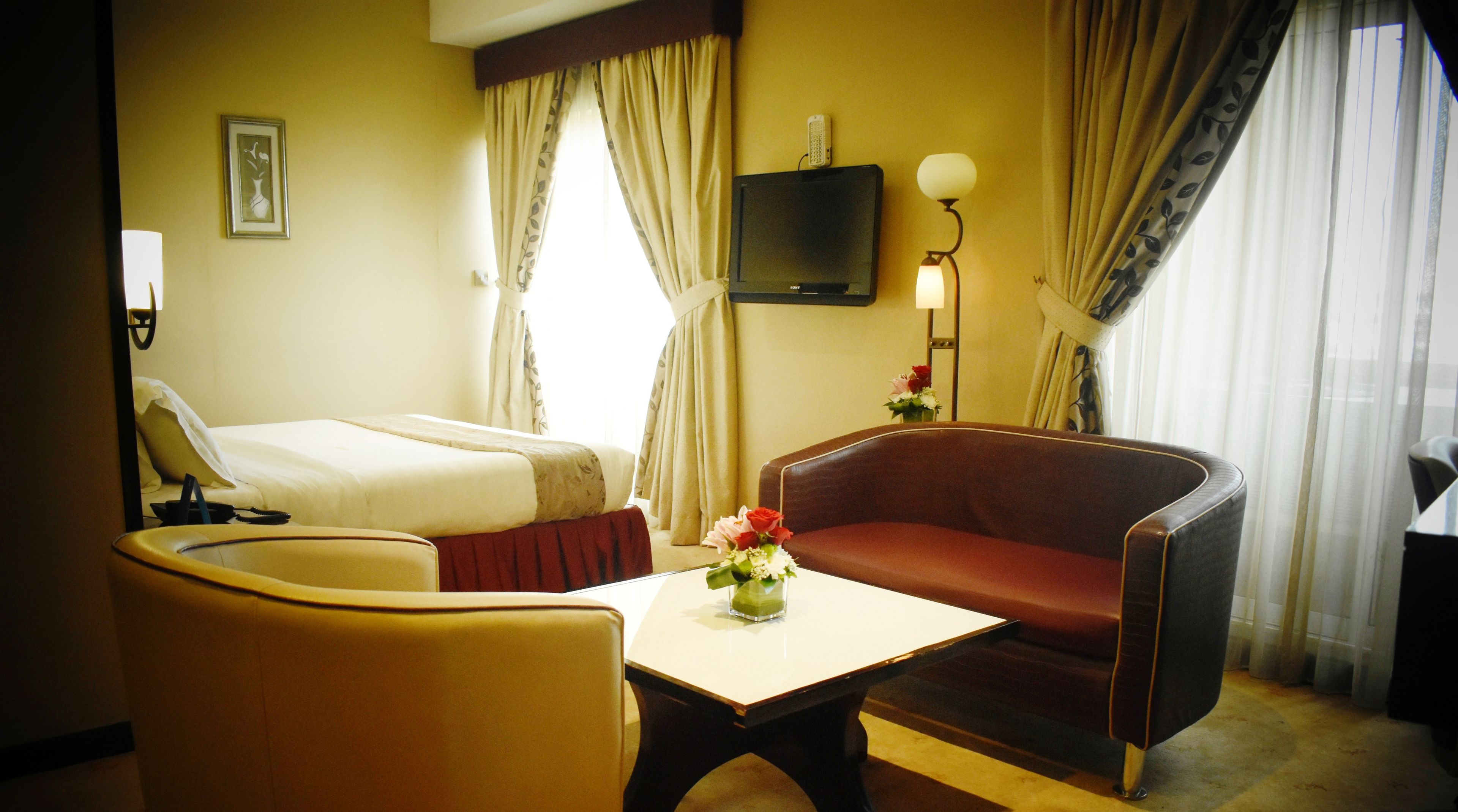 Manhattan Hotel