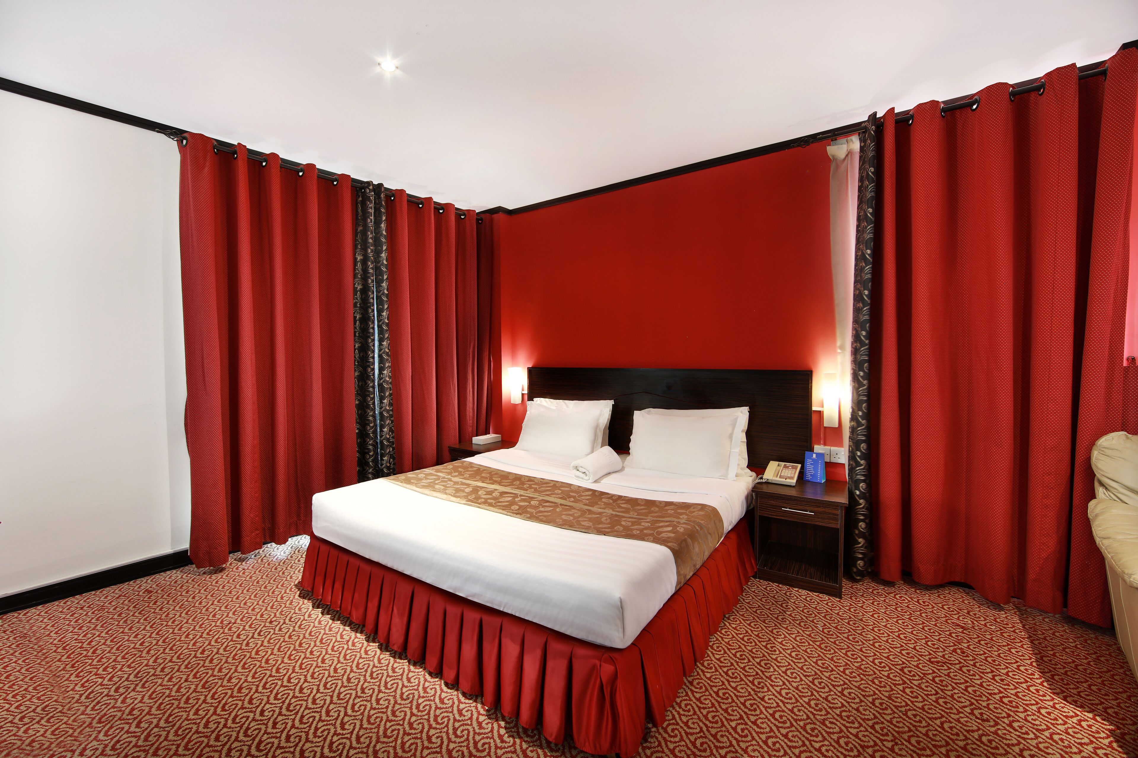 Manhattan Hotel