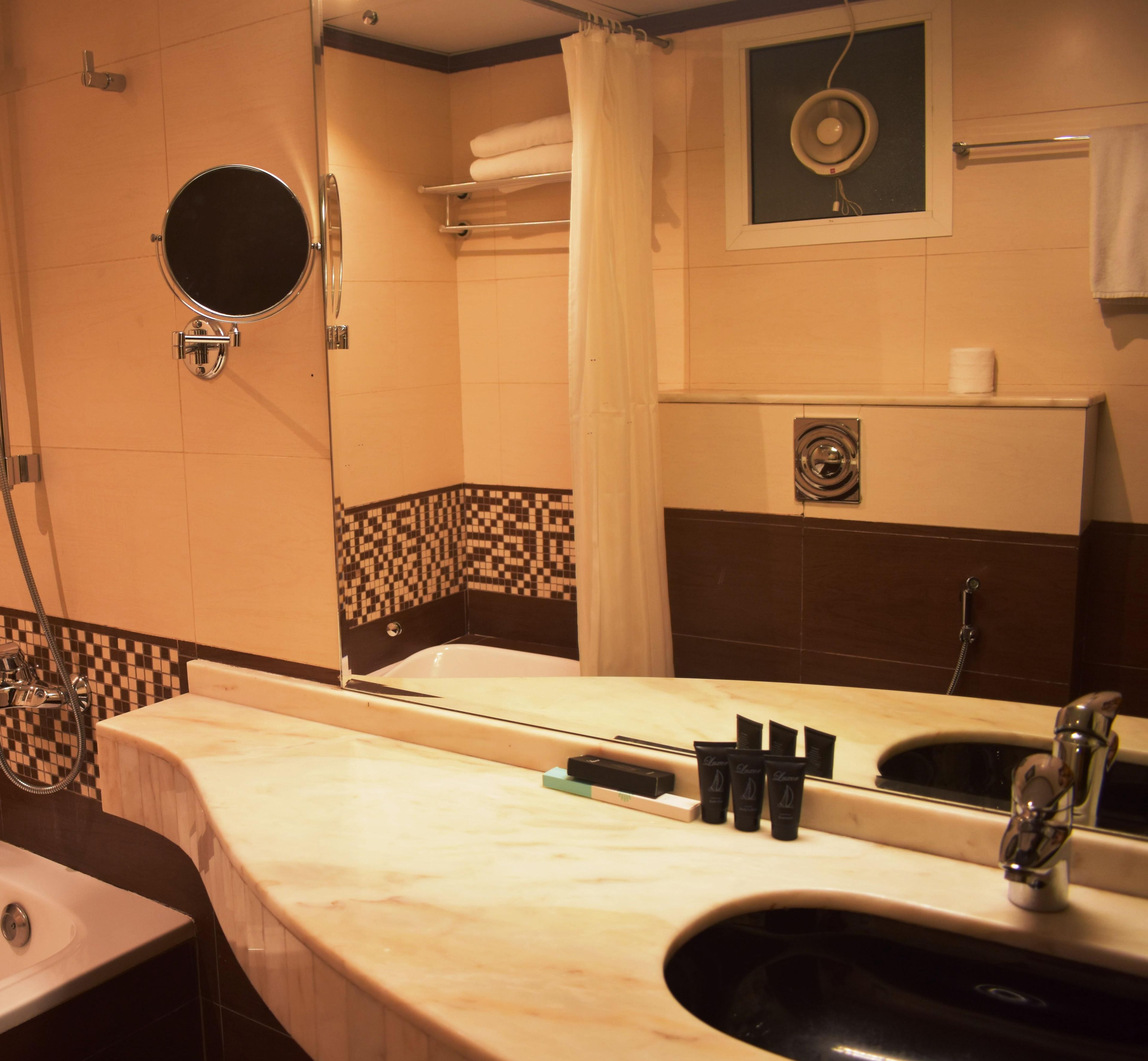 Manhattan Hotel