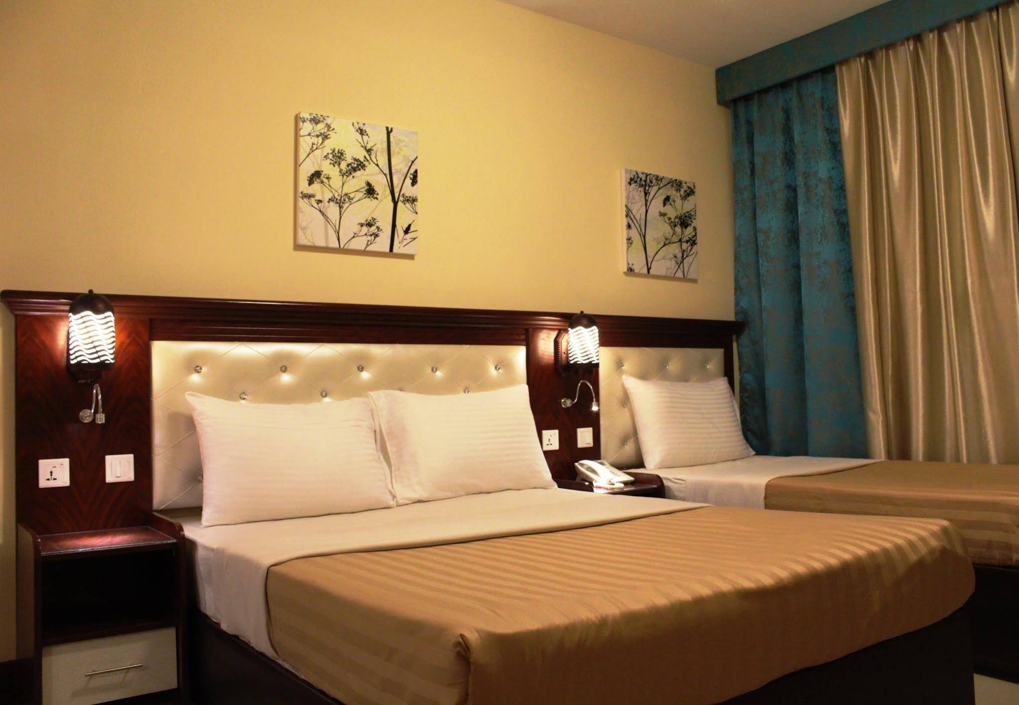 Mariana Hotel