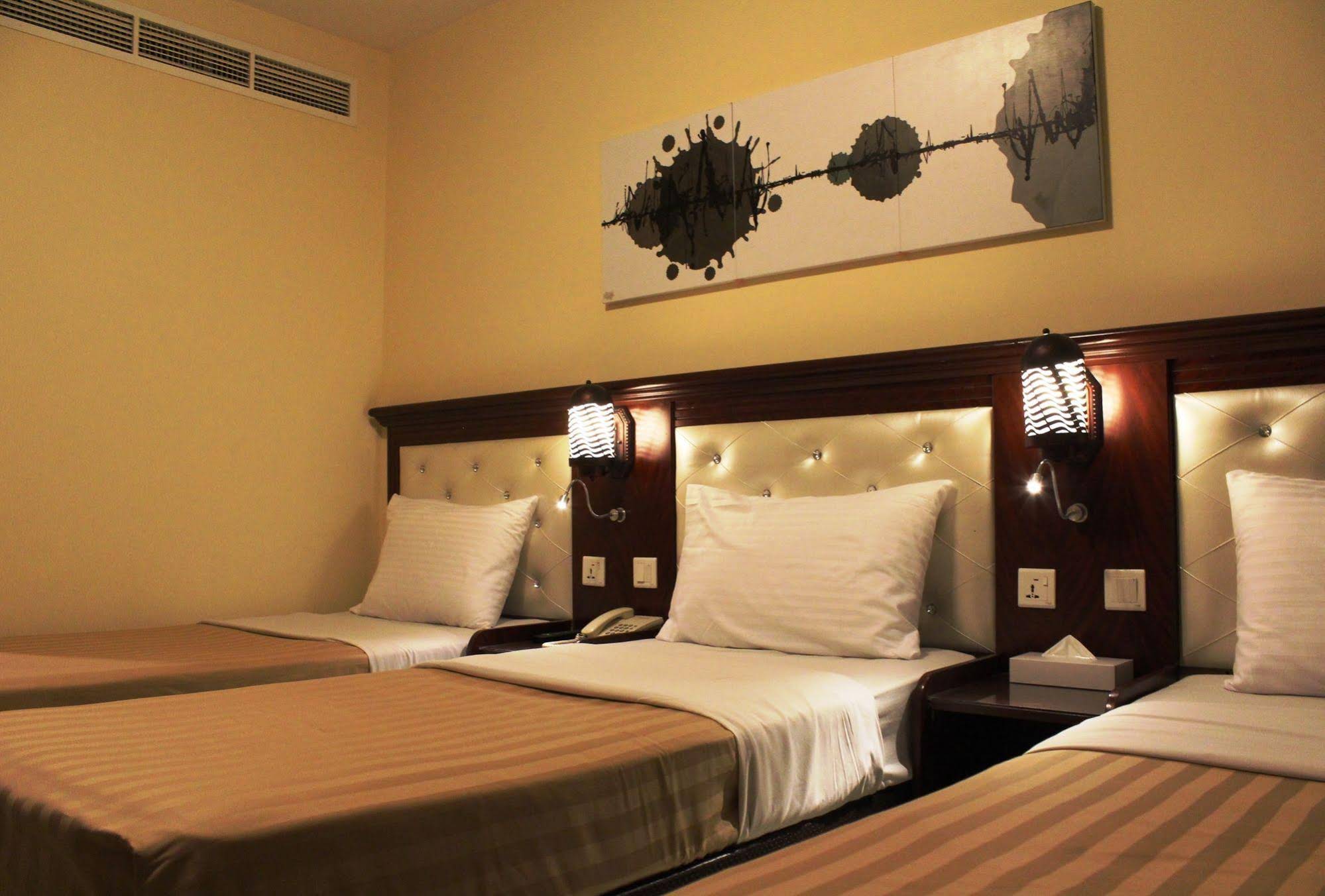 Mariana Hotel