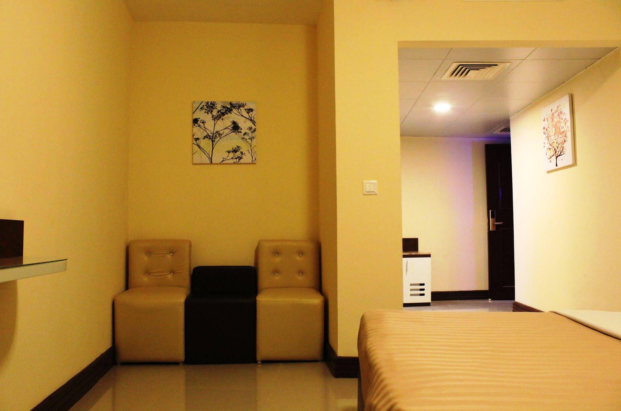 Mariana Hotel