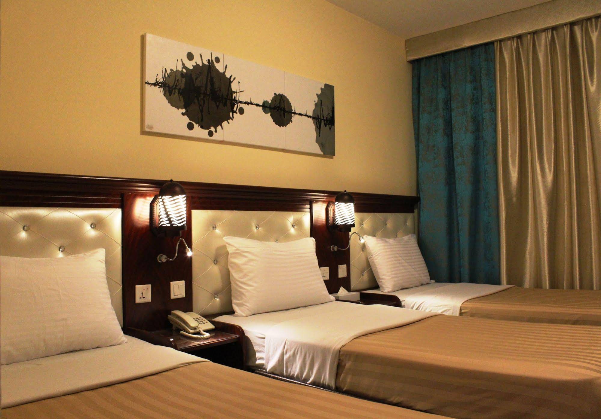 Mariana Hotel
