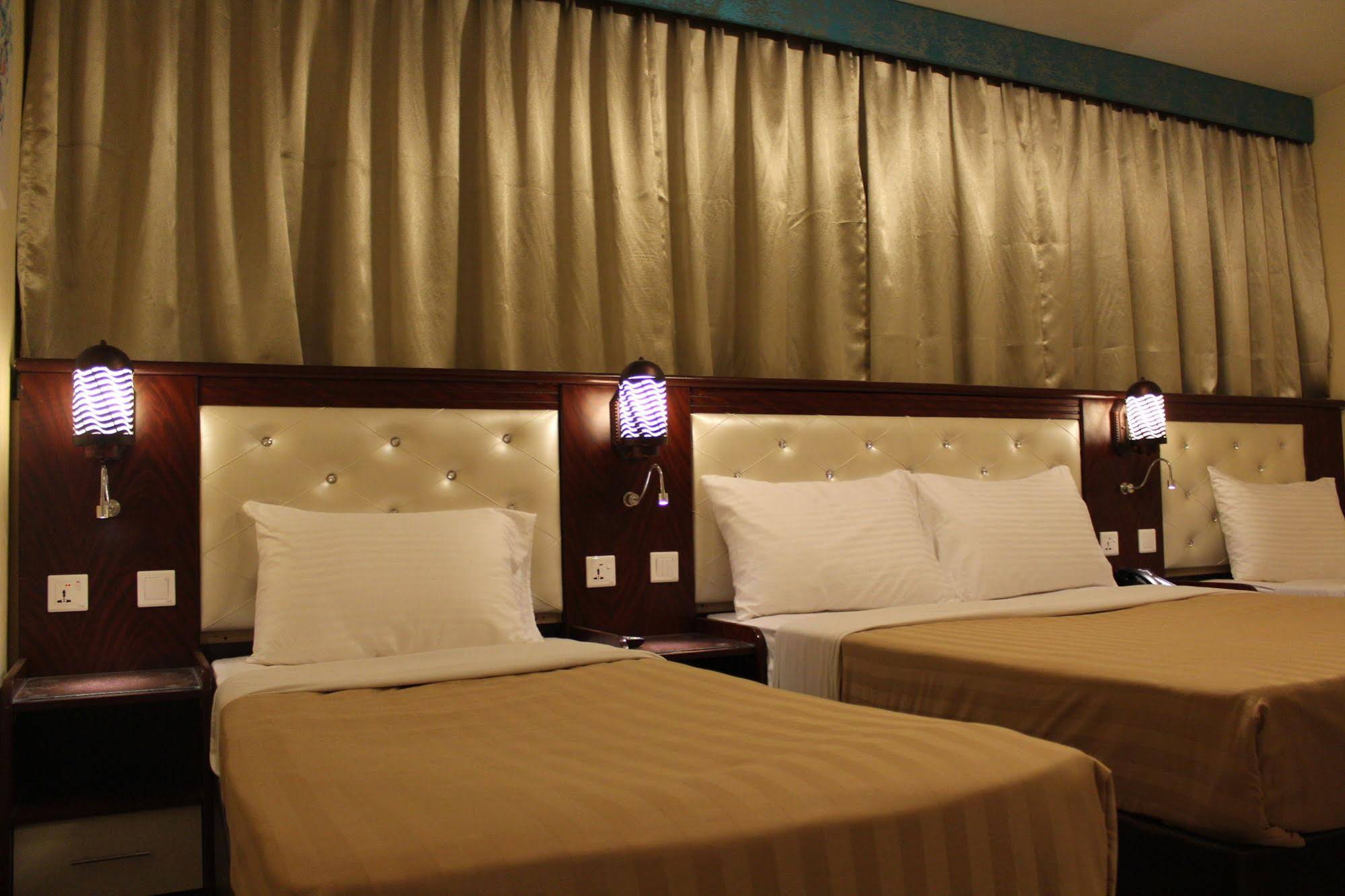 Mariana Hotel