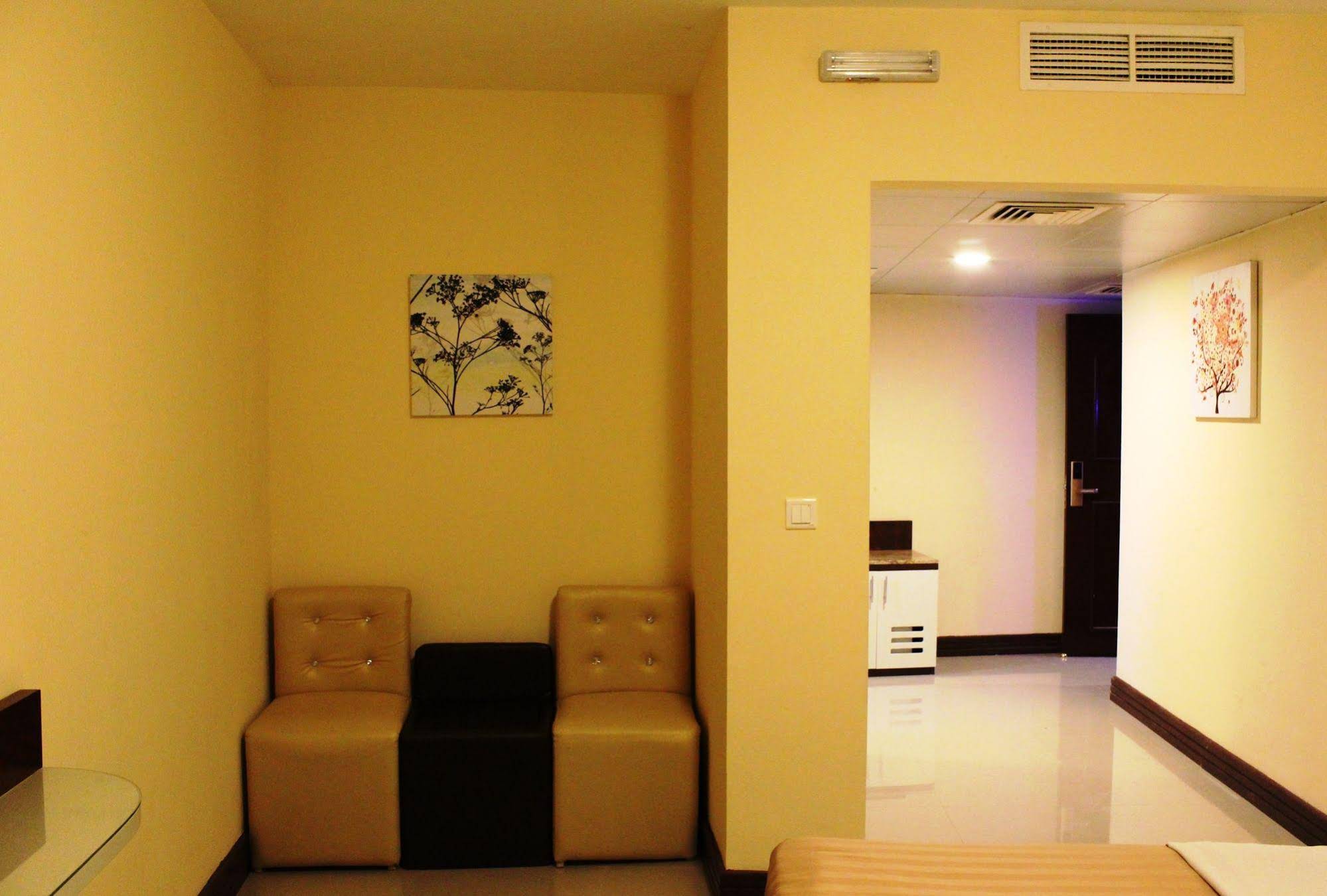 Mariana Hotel
