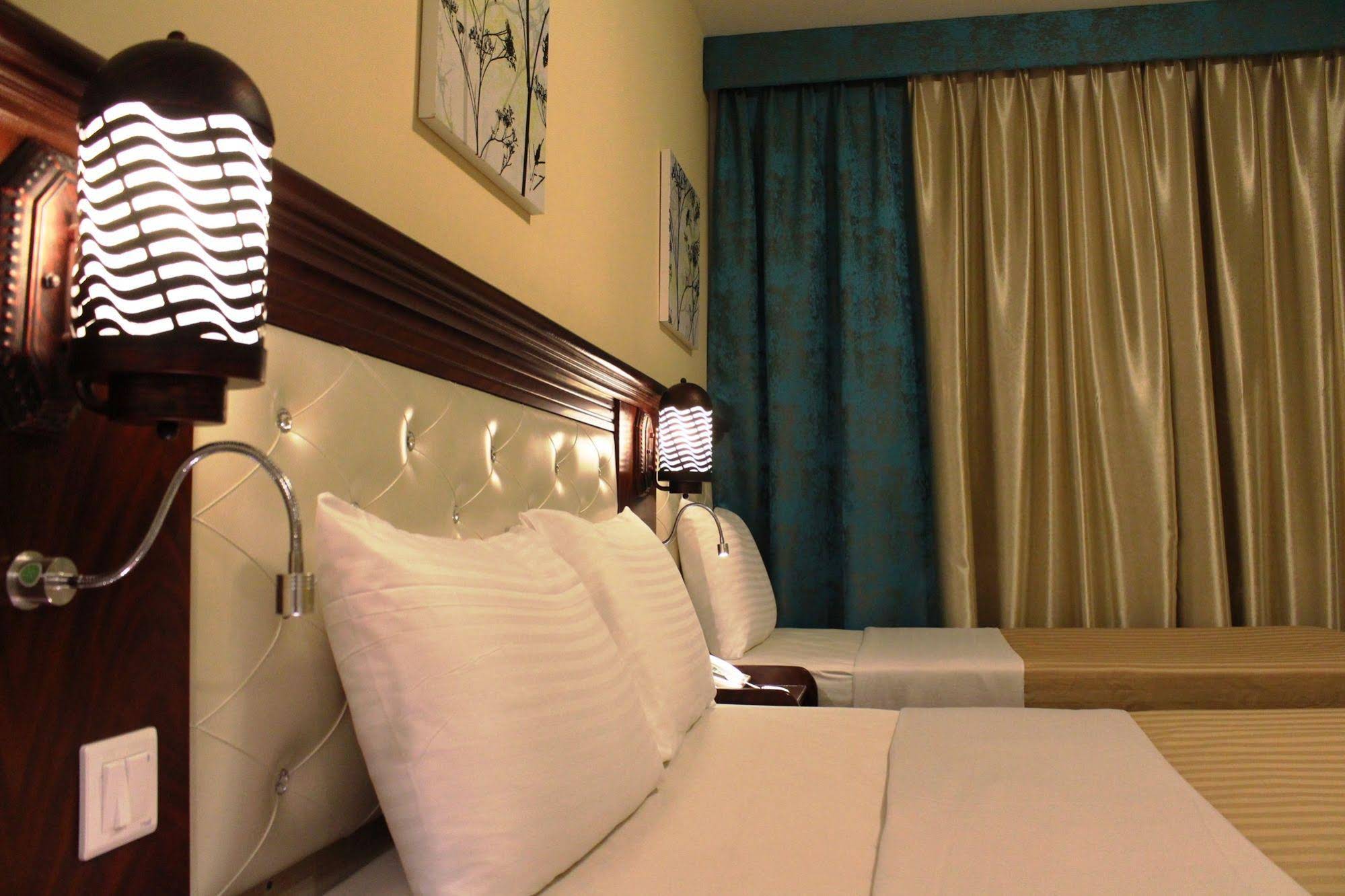 Mariana Hotel