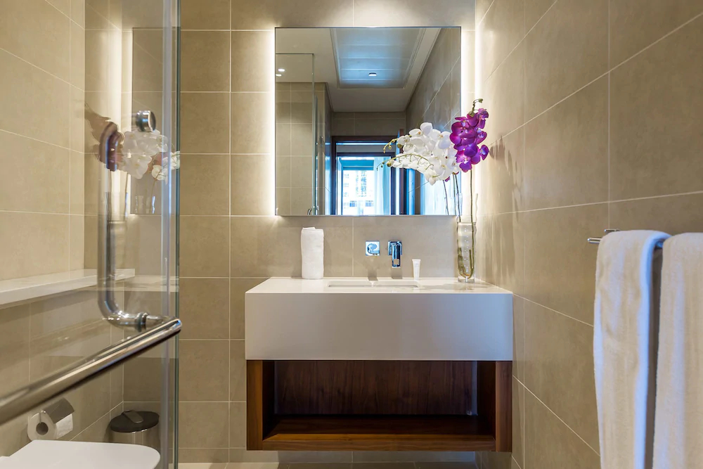 Marina Gate I by Deluxe Holiday Homes