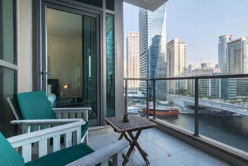 Marina Quays by Guestready