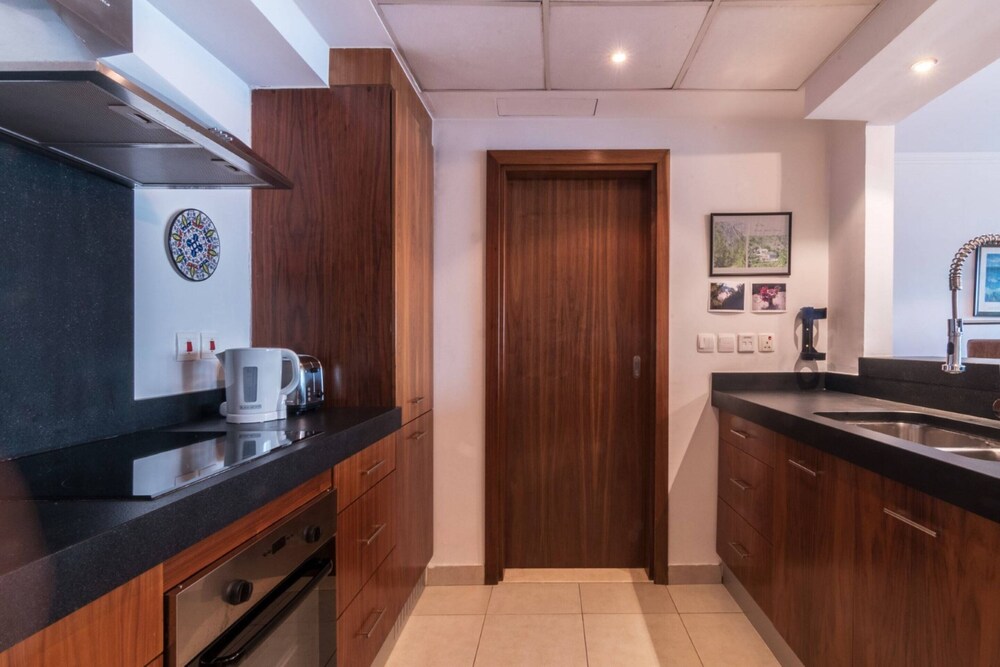 Marina Quays by Guestready