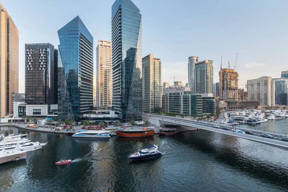 Marina Quays by Guestready