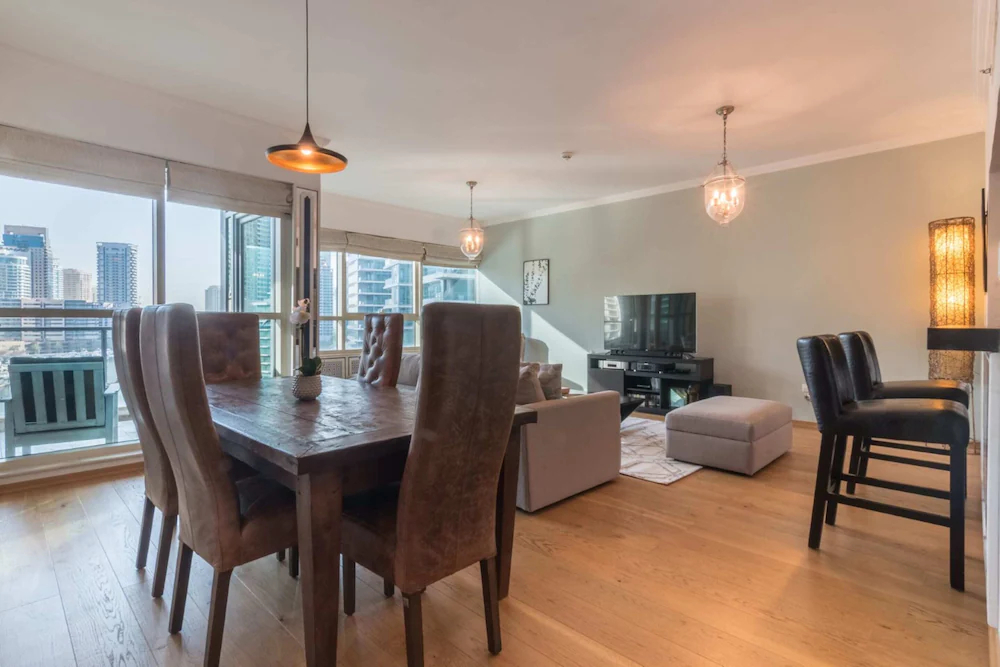 Marina Quays by Guestready
