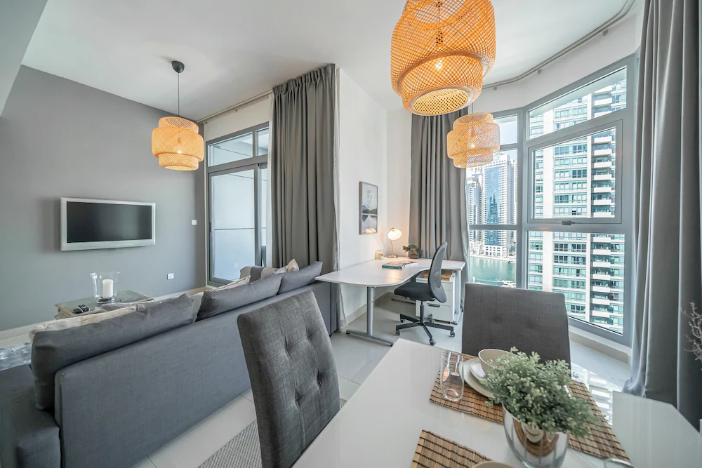 Marina Residence by Luton Vacation Homes