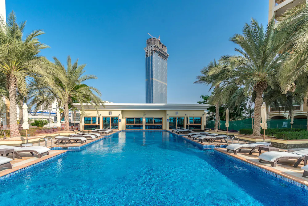 Marina Residences Palm Jumeirah by Lux BnB