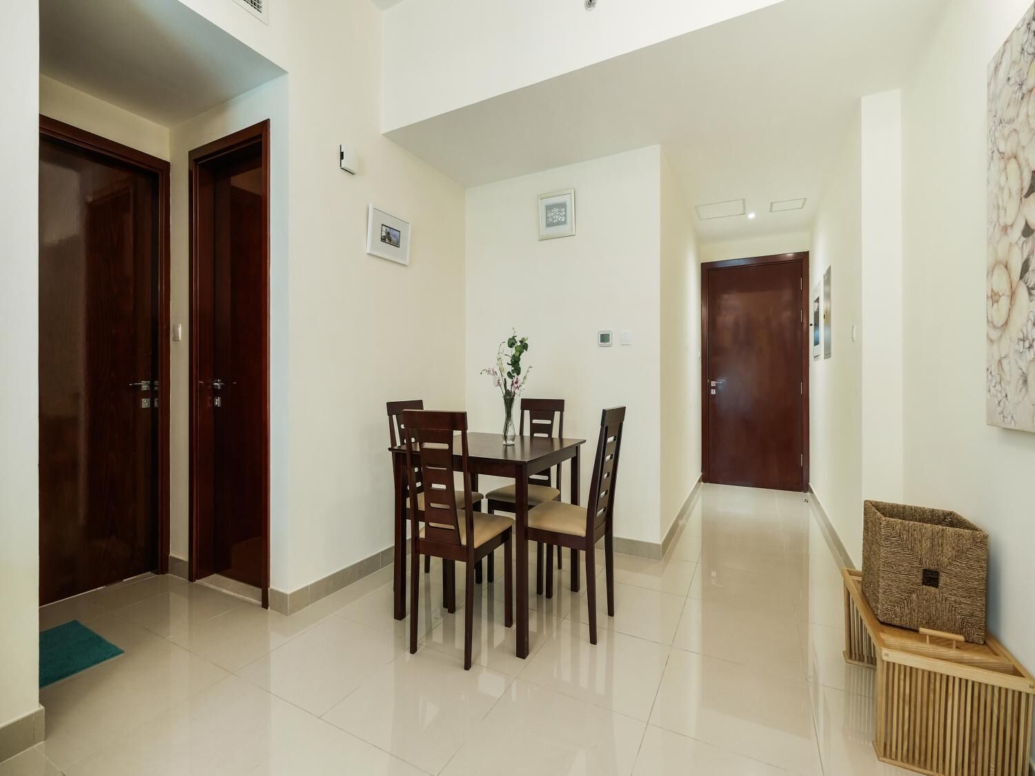 Marina Suites by OYO Rooms