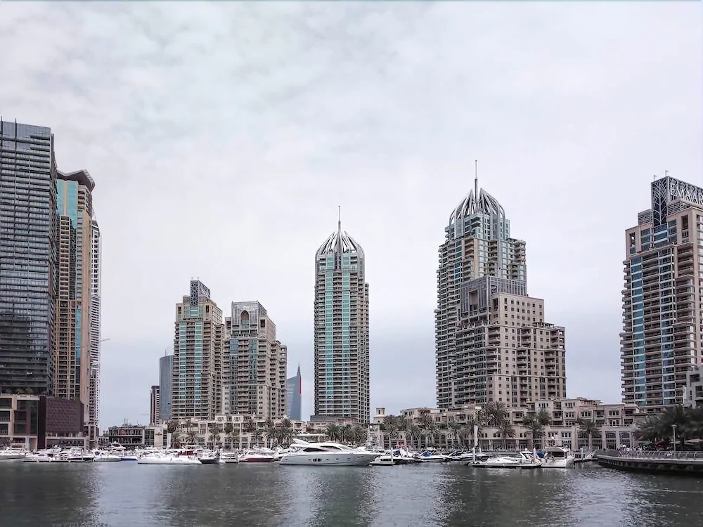 Marina Tower by Frank Porter
