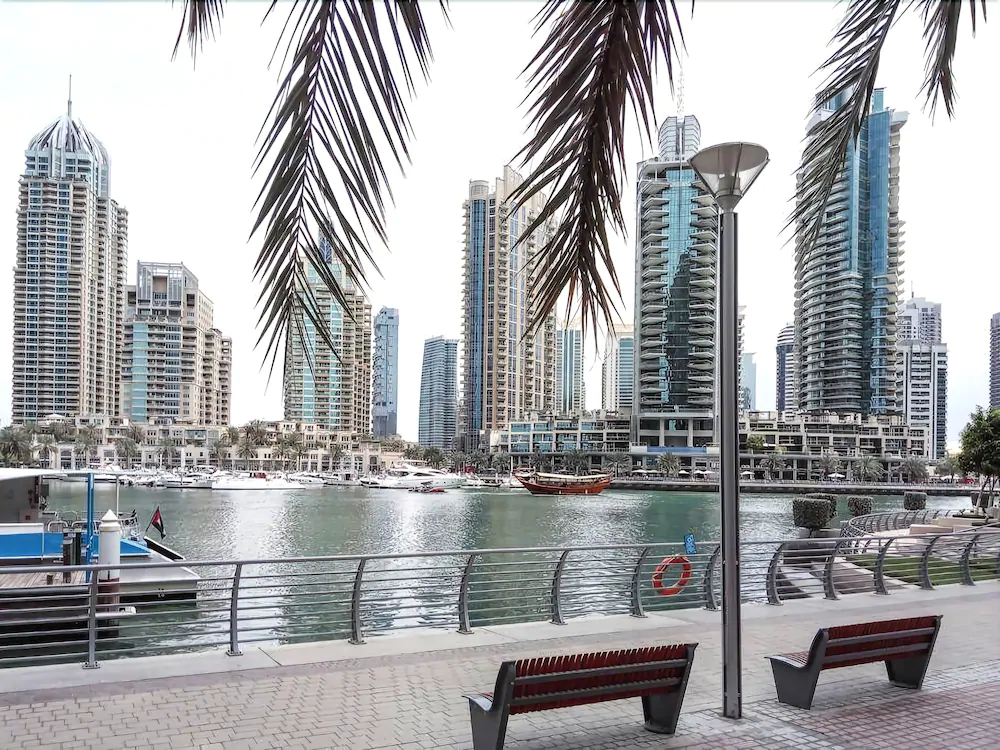 Marina Tower by Frank Porter